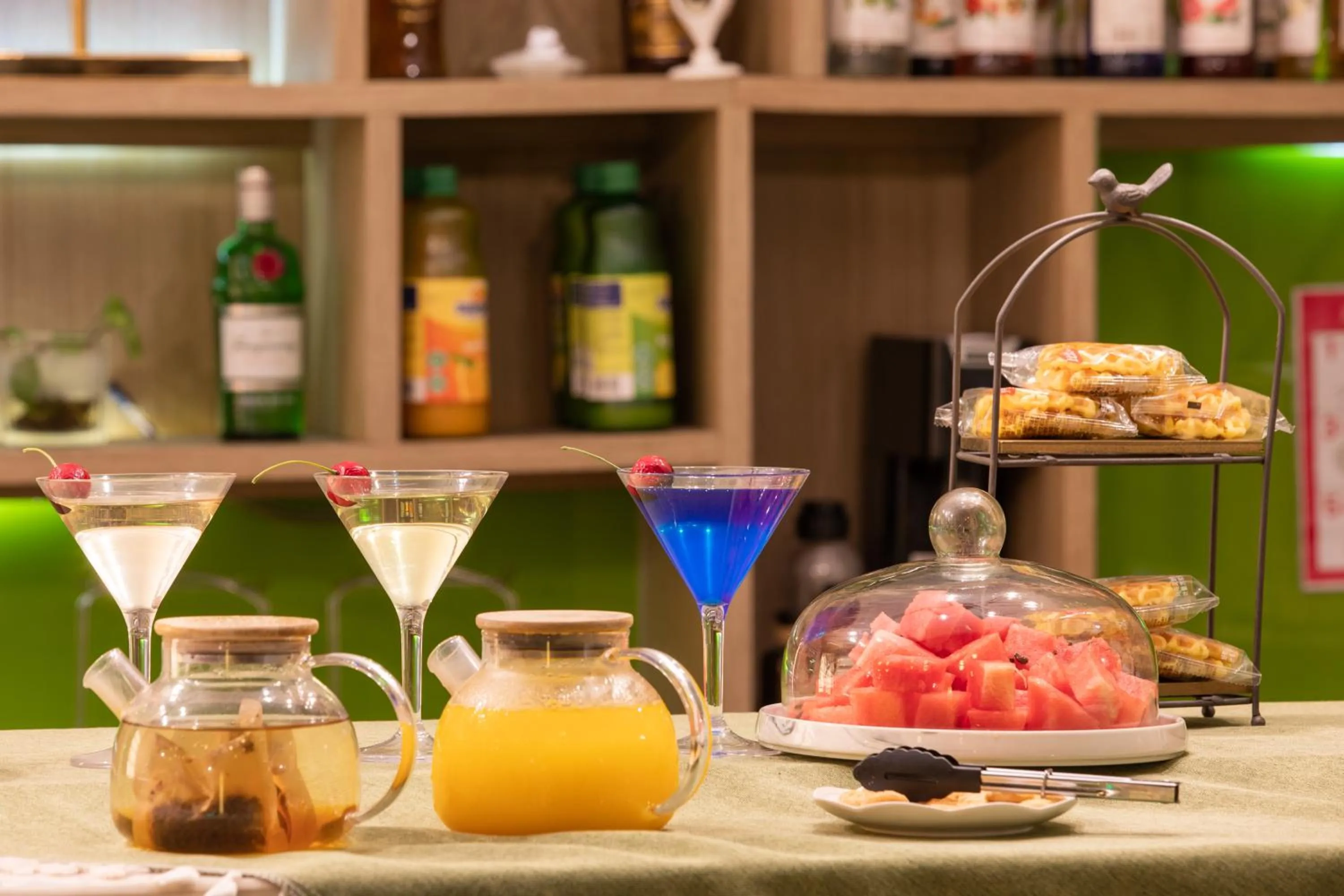 Lounge or bar in Ibis Styles XM Zhongshan Hotel