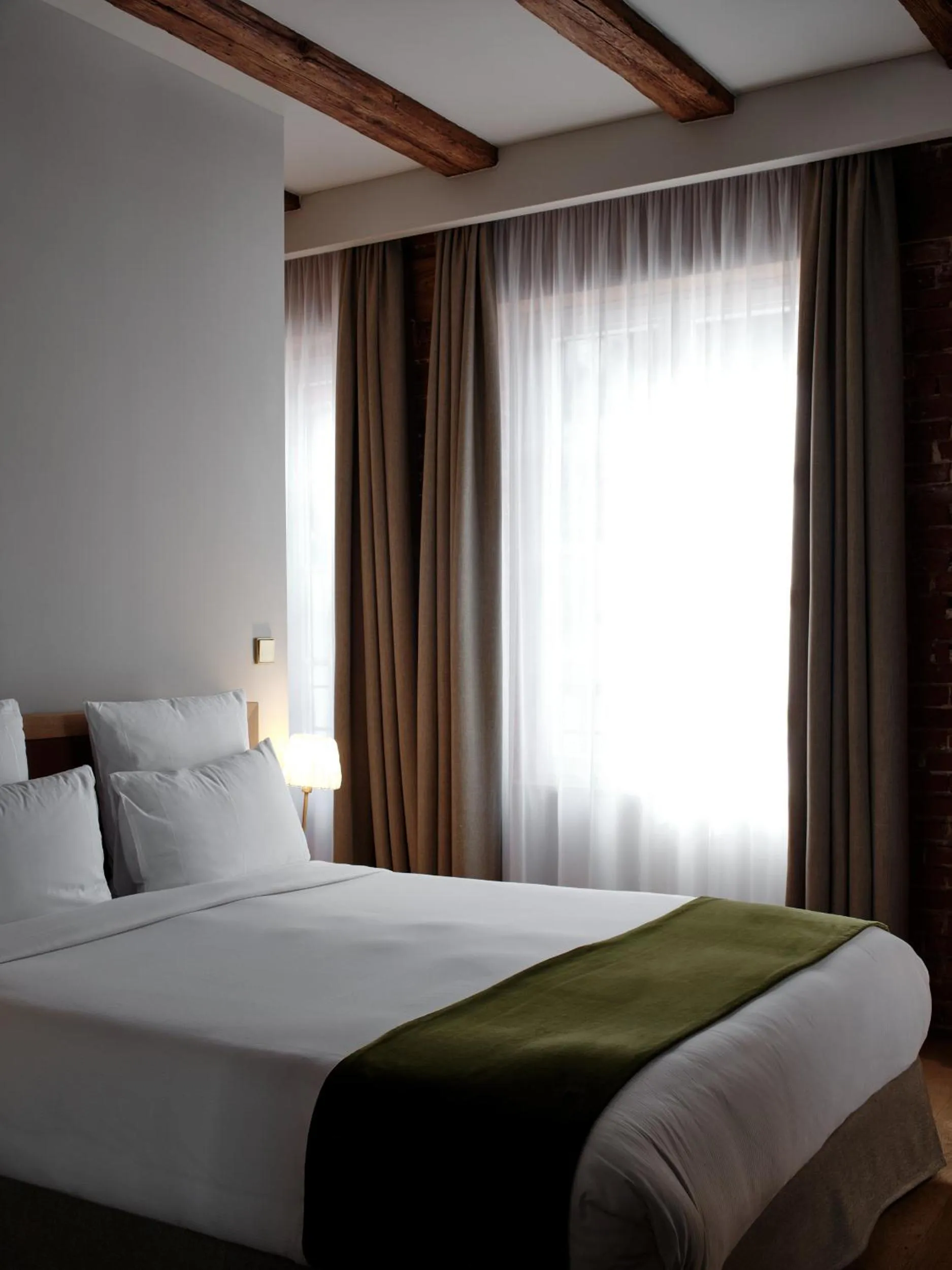 Bedroom, Bed in 5 Terres Hotel & Spa - MGallery Collection