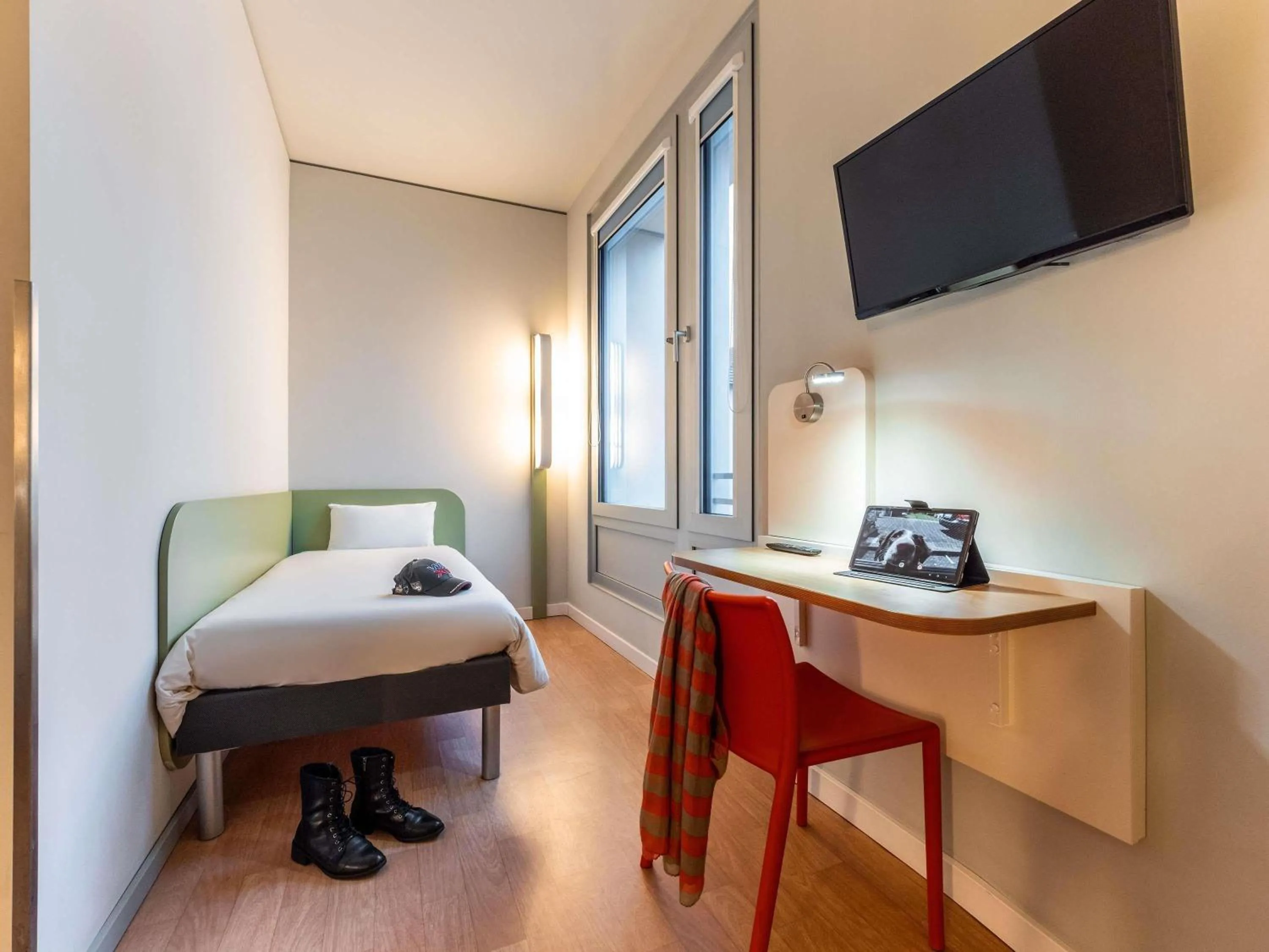 Bedroom, Bed in ibis budget Frankfurt City Ost