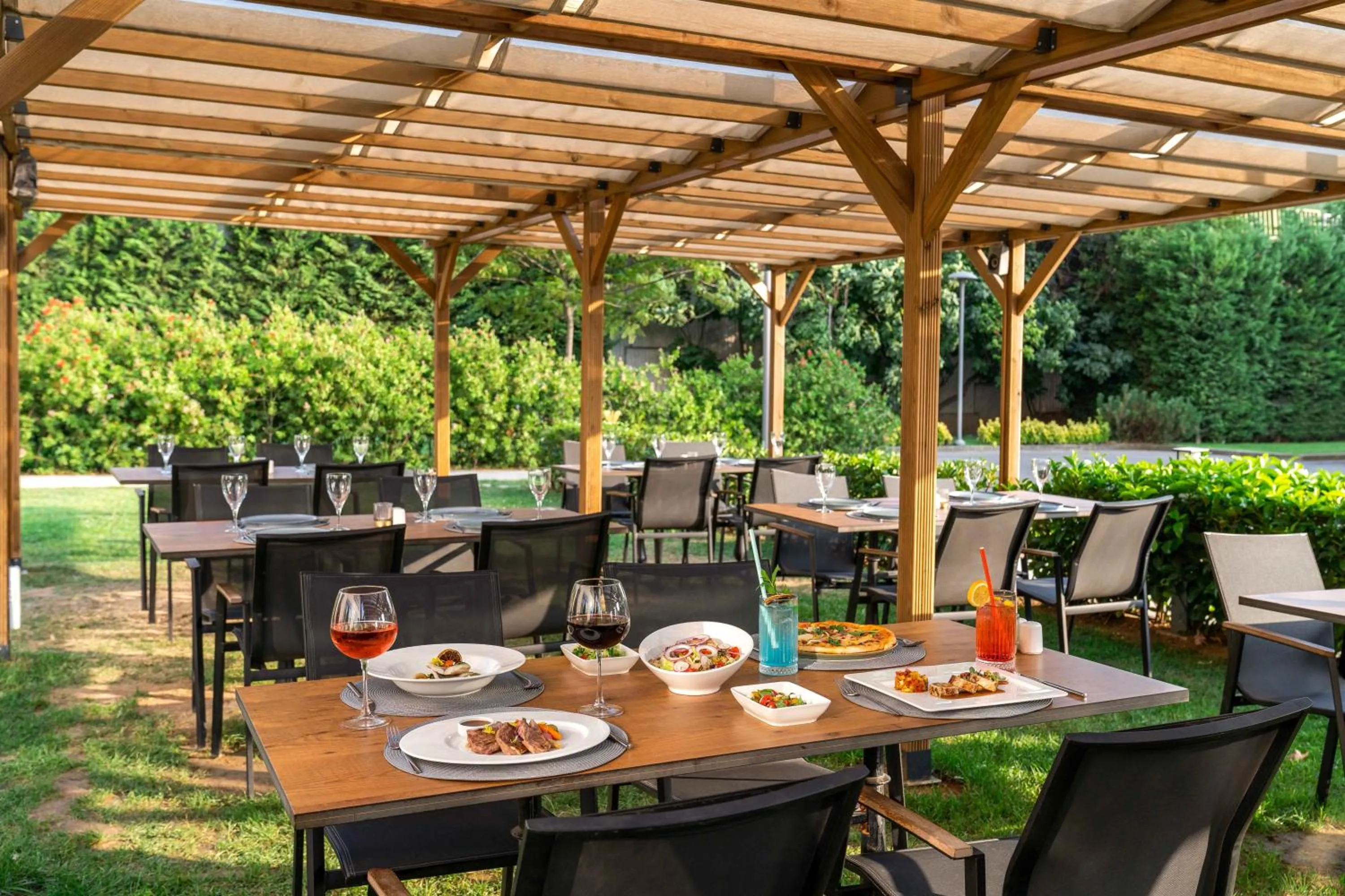 Food and drinks in Ibis Istanbul Tuzla Hotel