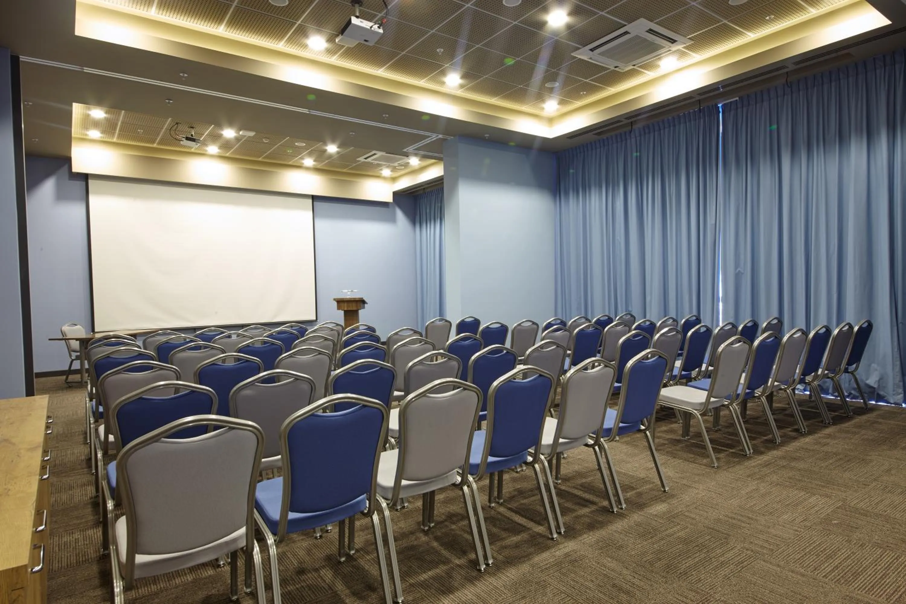 Banquet/Function facilities in Ibis Istanbul Tuzla Hotel