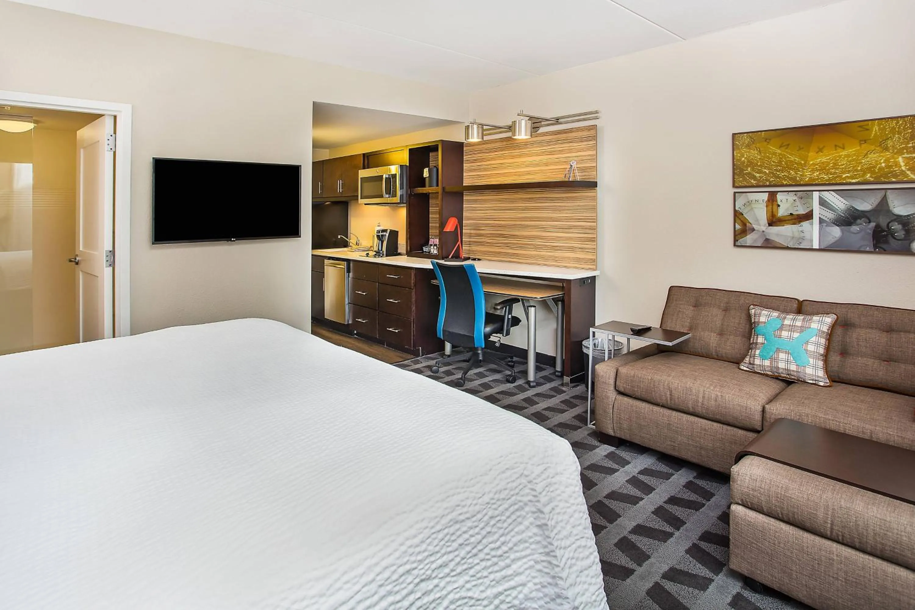 Photo of the whole room, Bed in TownePlace Suites by Marriott Cookeville