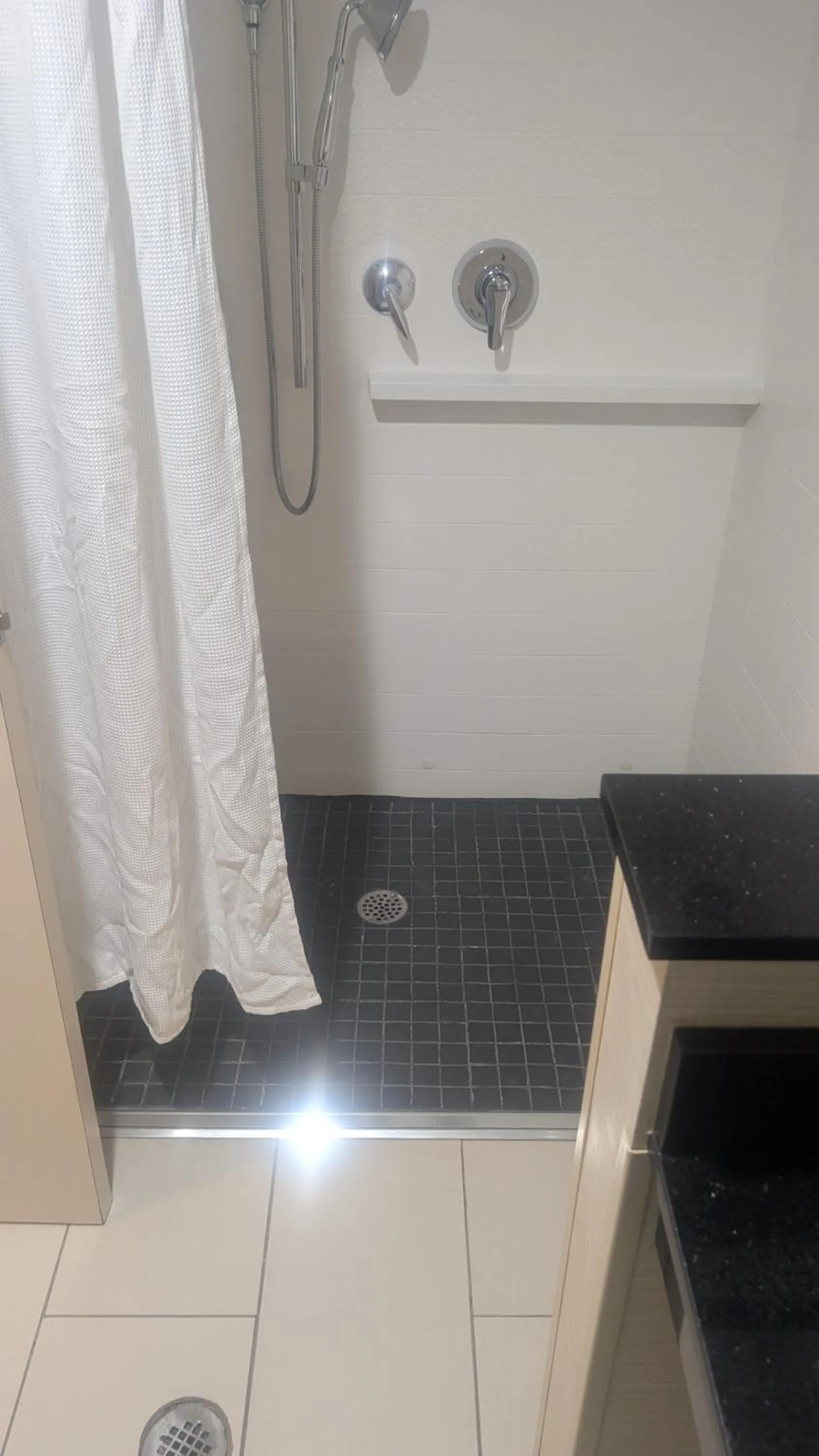 Shower in Fairfield Inn & Suites by Marriott Detroit Troy