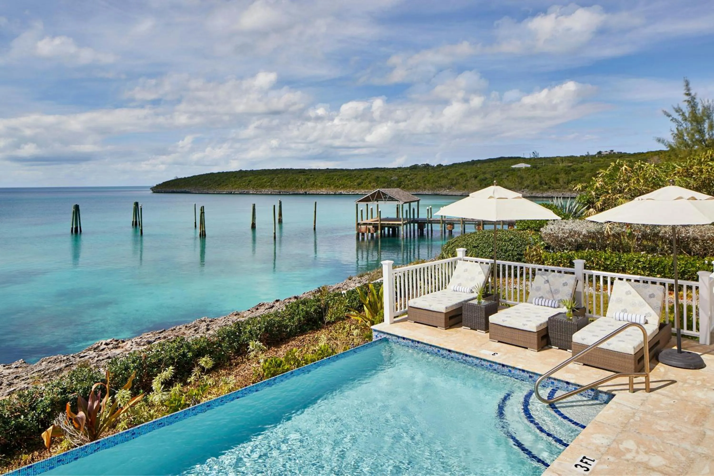 Swimming pool in French Leave Resort, Autograph Collection
