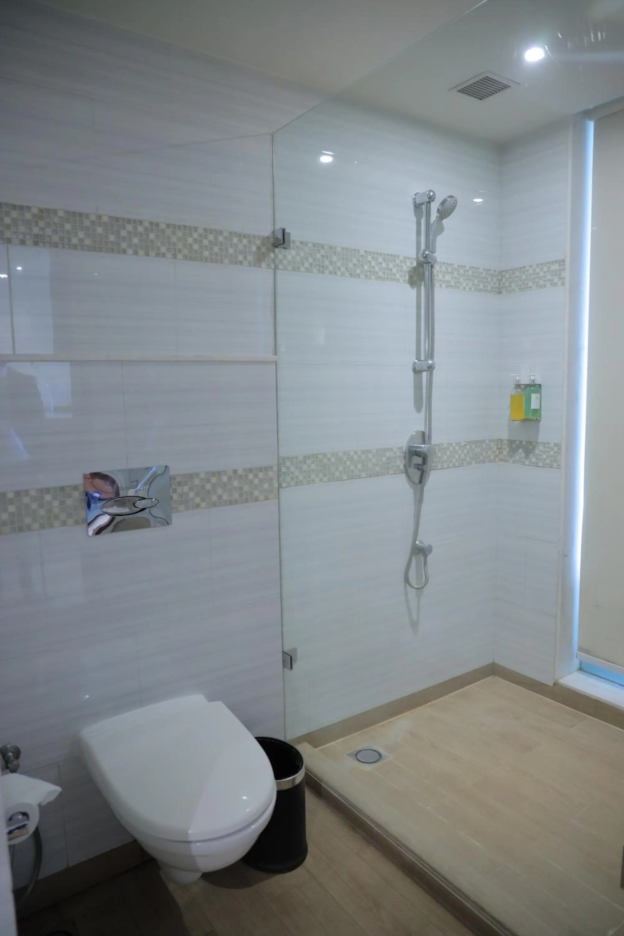 Bathroom in Fairfield by Marriott Indore