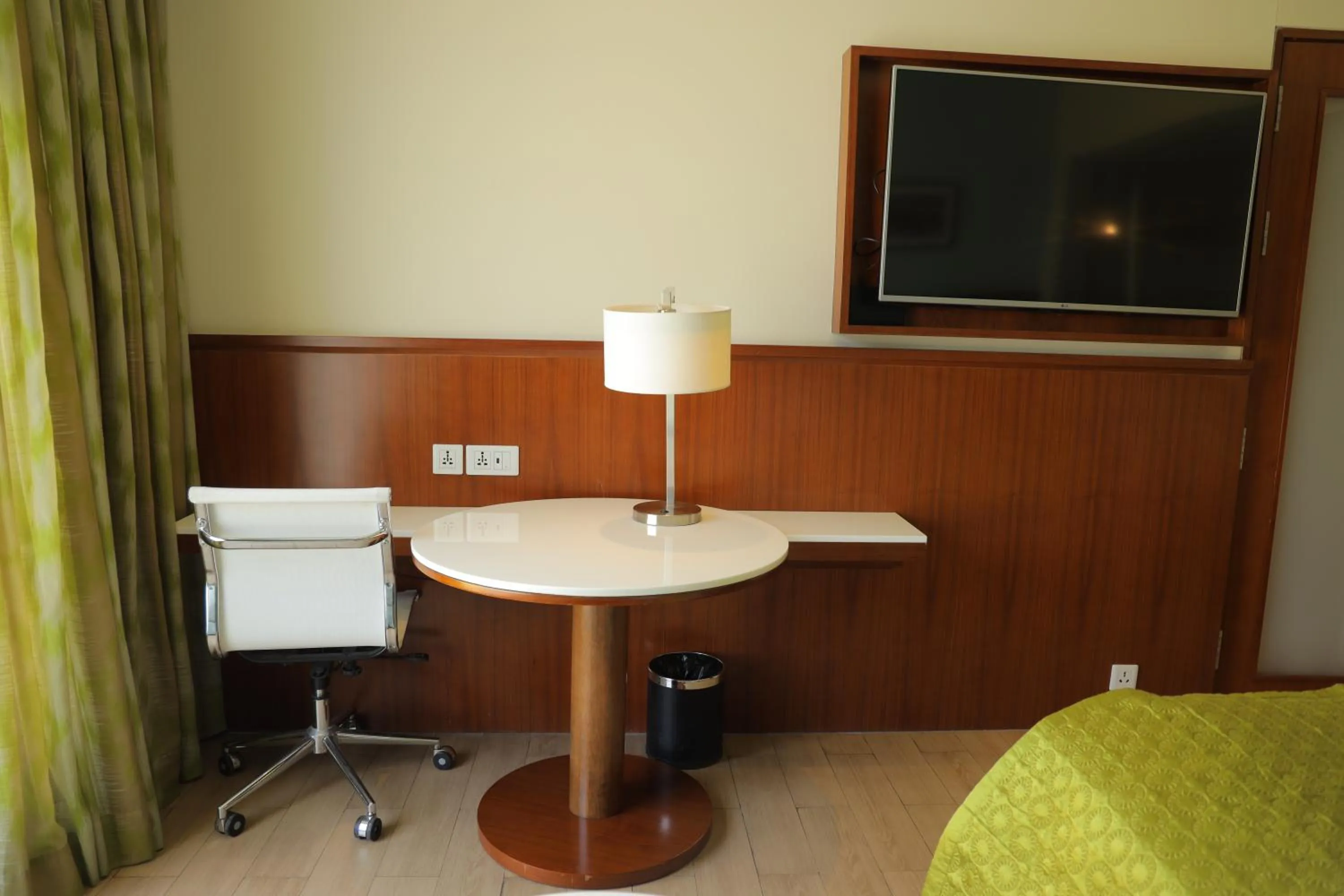 Bedroom in Fairfield by Marriott Indore