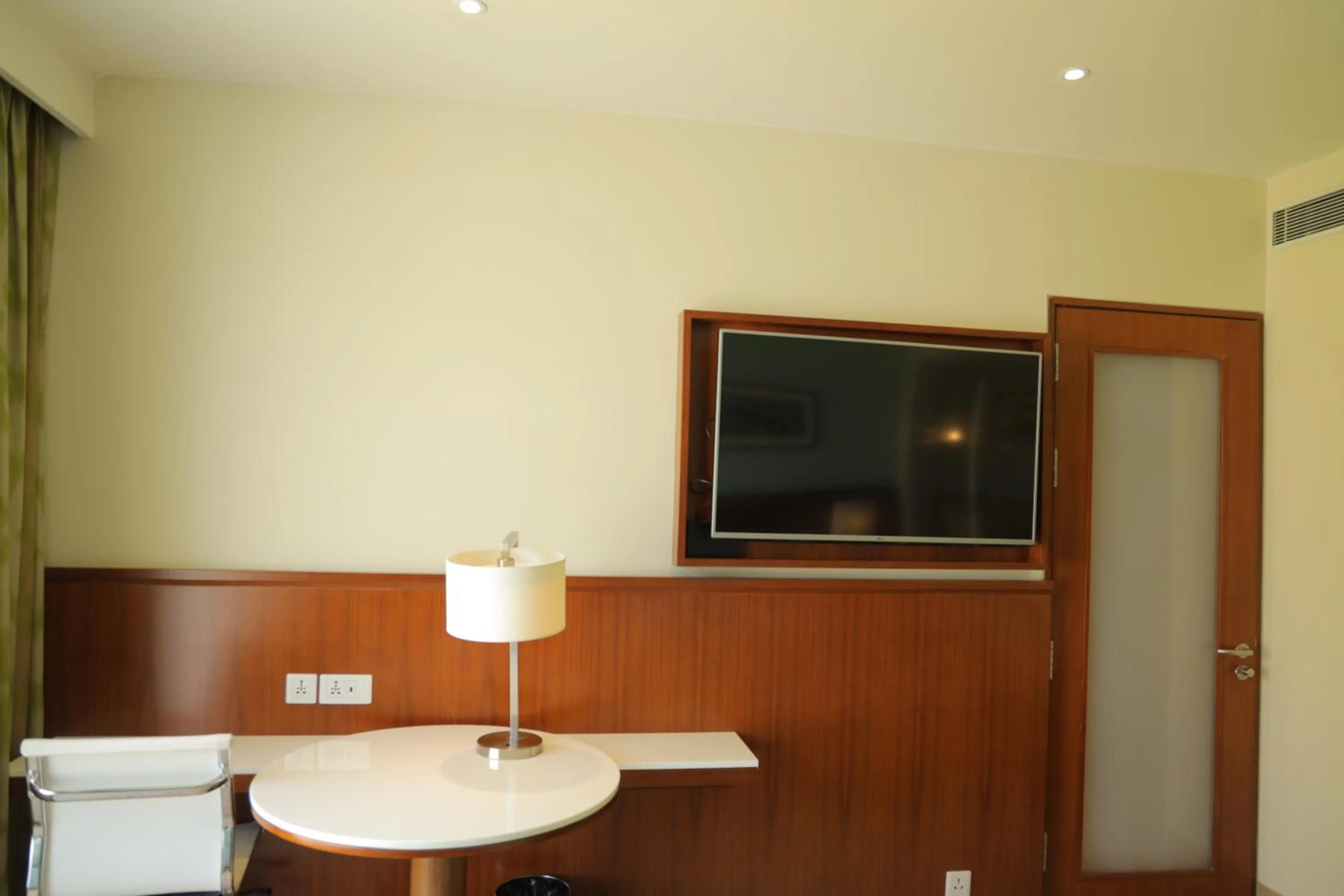 Bedroom in Fairfield by Marriott Indore