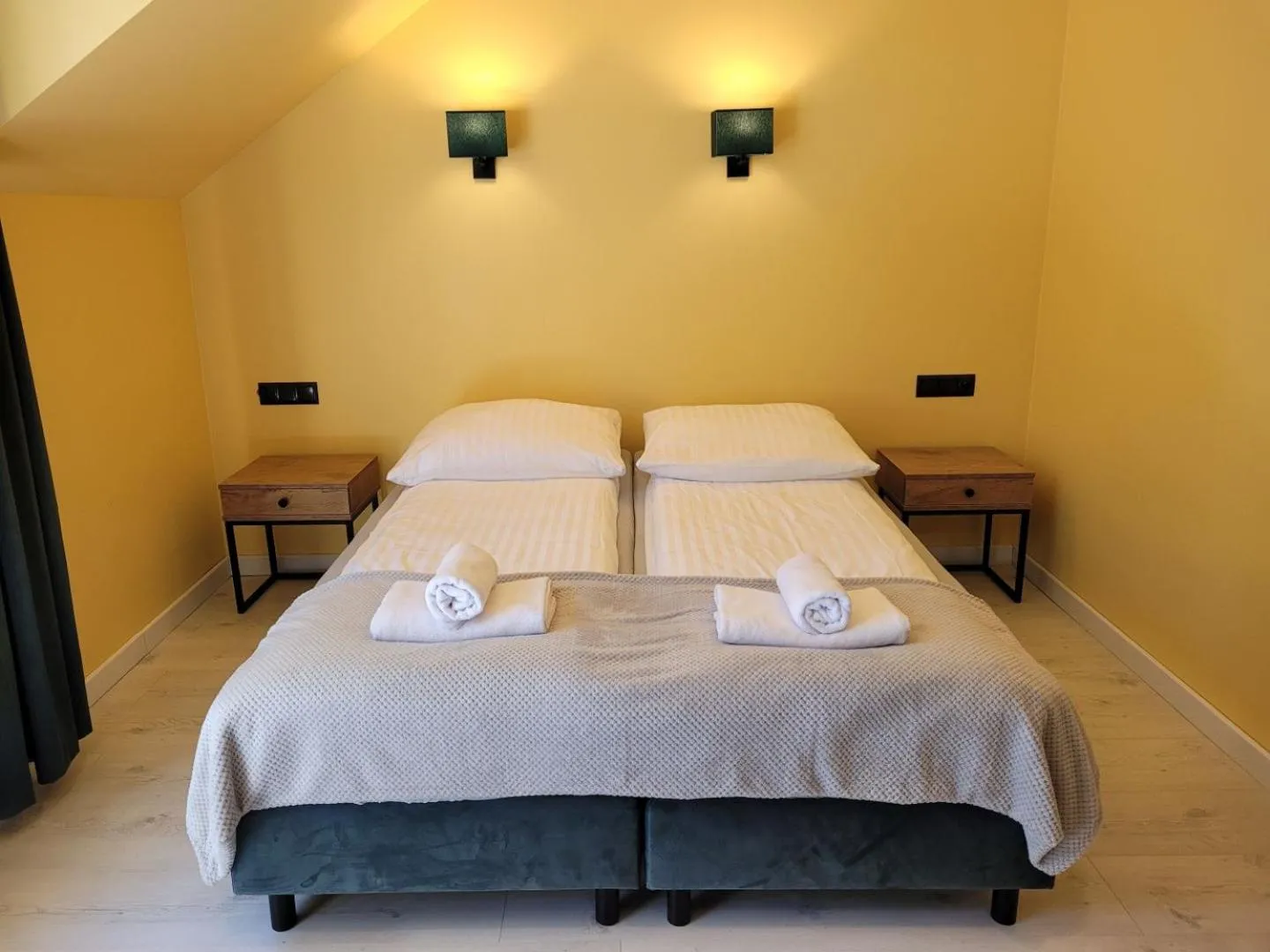 Bed in OW Krakus I - pokoje i domki