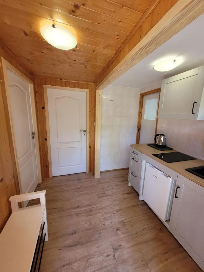 OW Krakus I - pokoje i domki