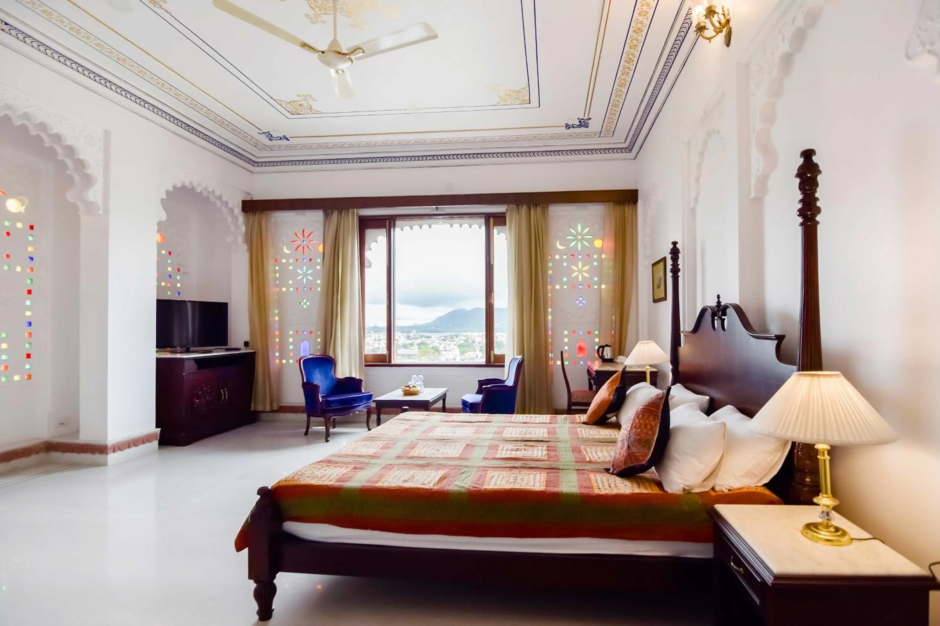 Bedroom, Bed in Hotel Raj Kuber