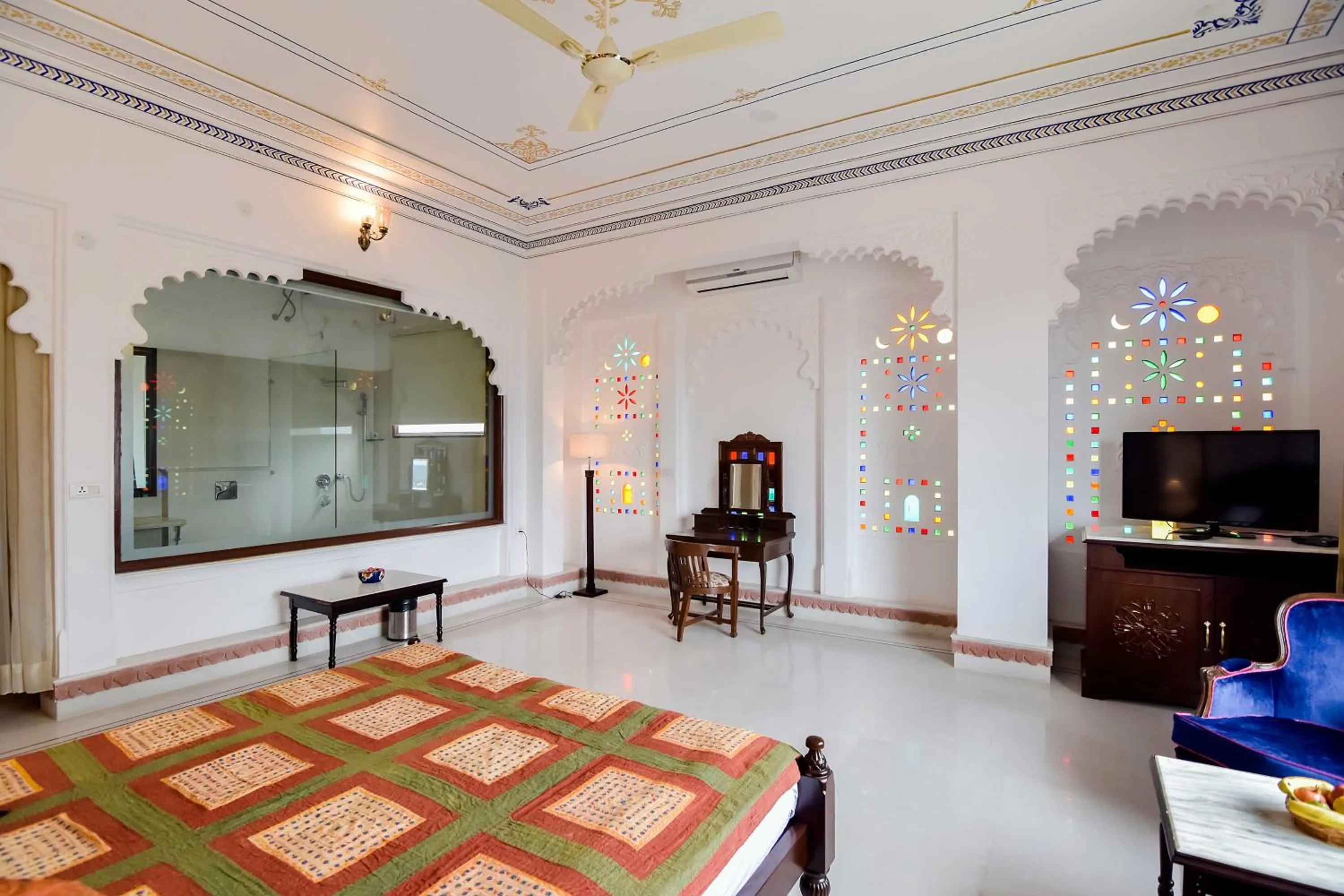 Bedroom, Bed in Hotel Raj Kuber