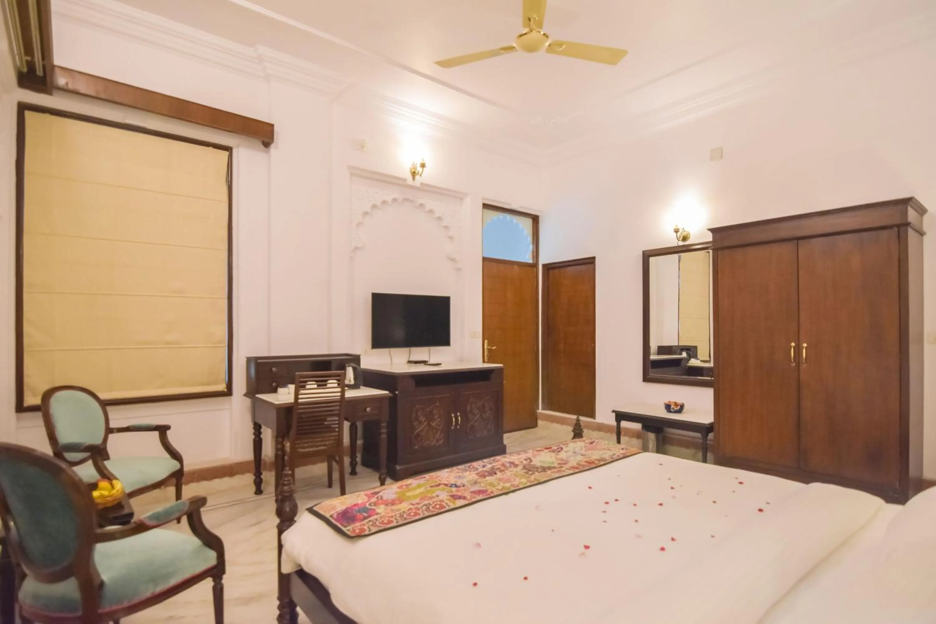Photo of the whole room, Bed in Hotel Raj Kuber