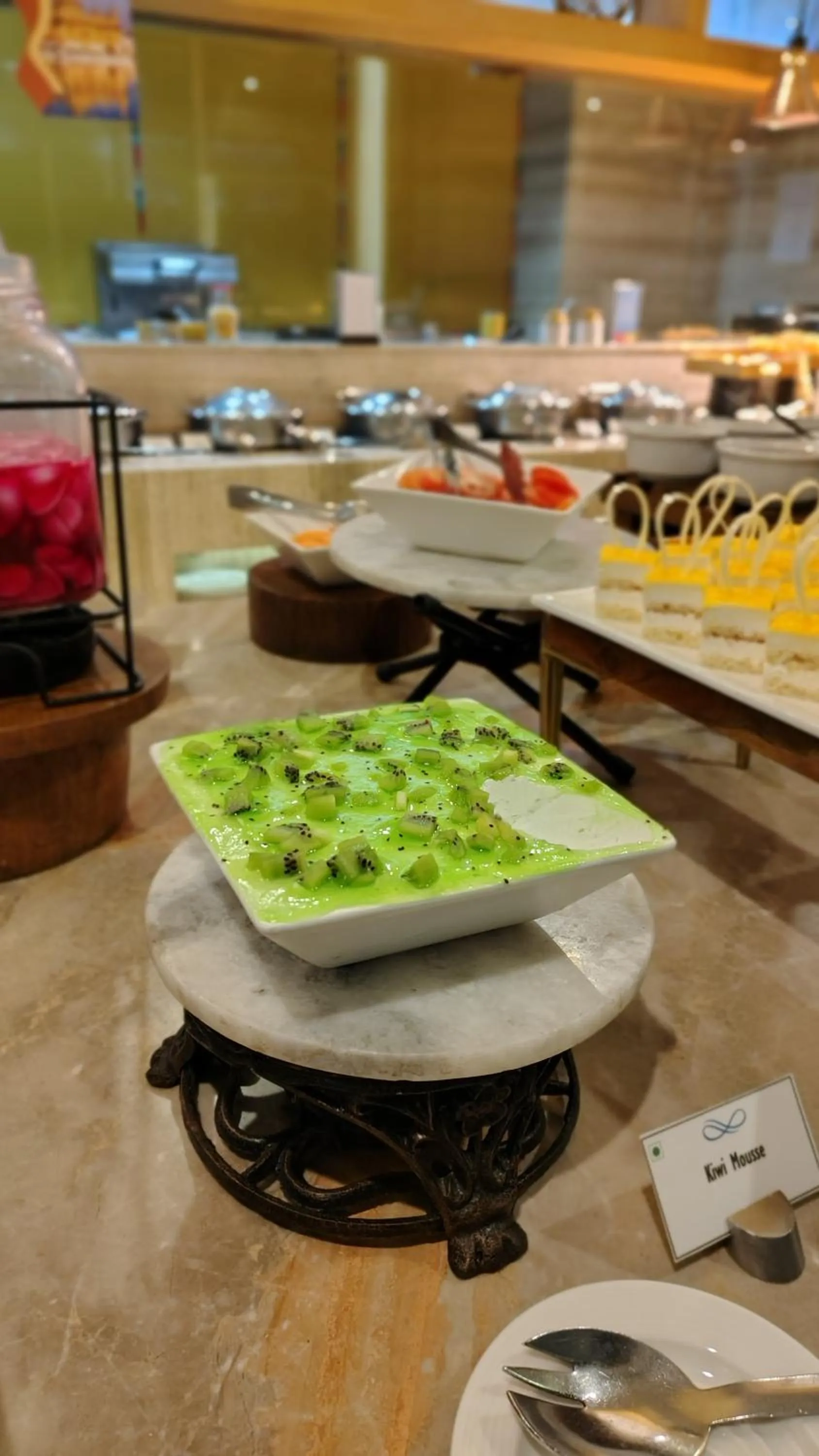 Restaurant/places to eat in Efcee Sarovar Premiere Bhavnagar