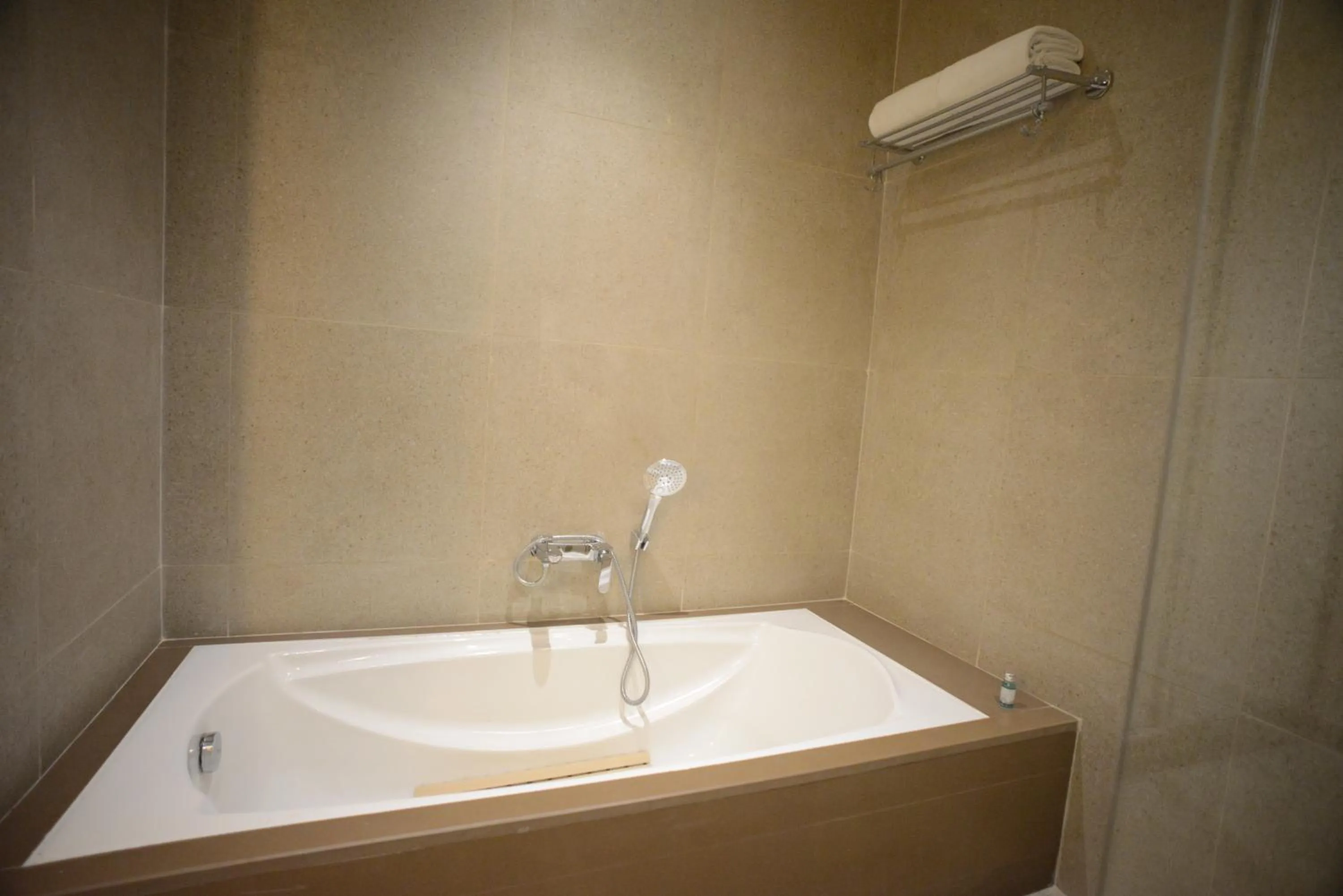 Bath in Efcee Sarovar Premiere Bhavnagar