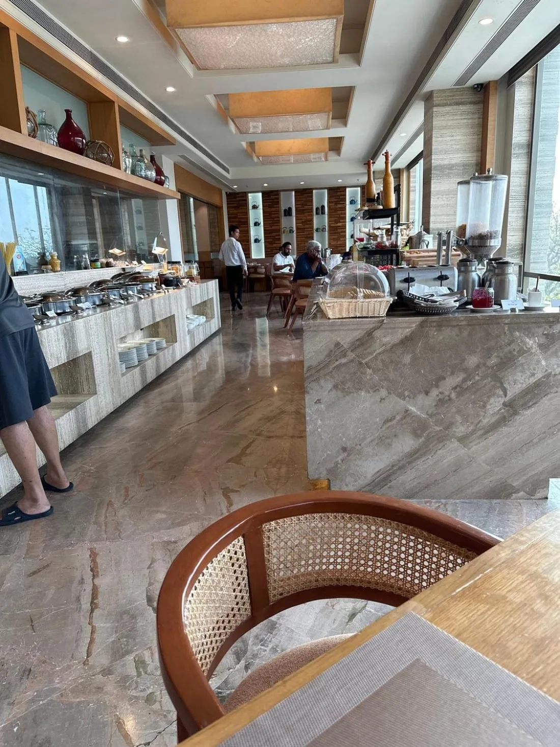 Restaurant/places to eat in Efcee Sarovar Premiere Bhavnagar