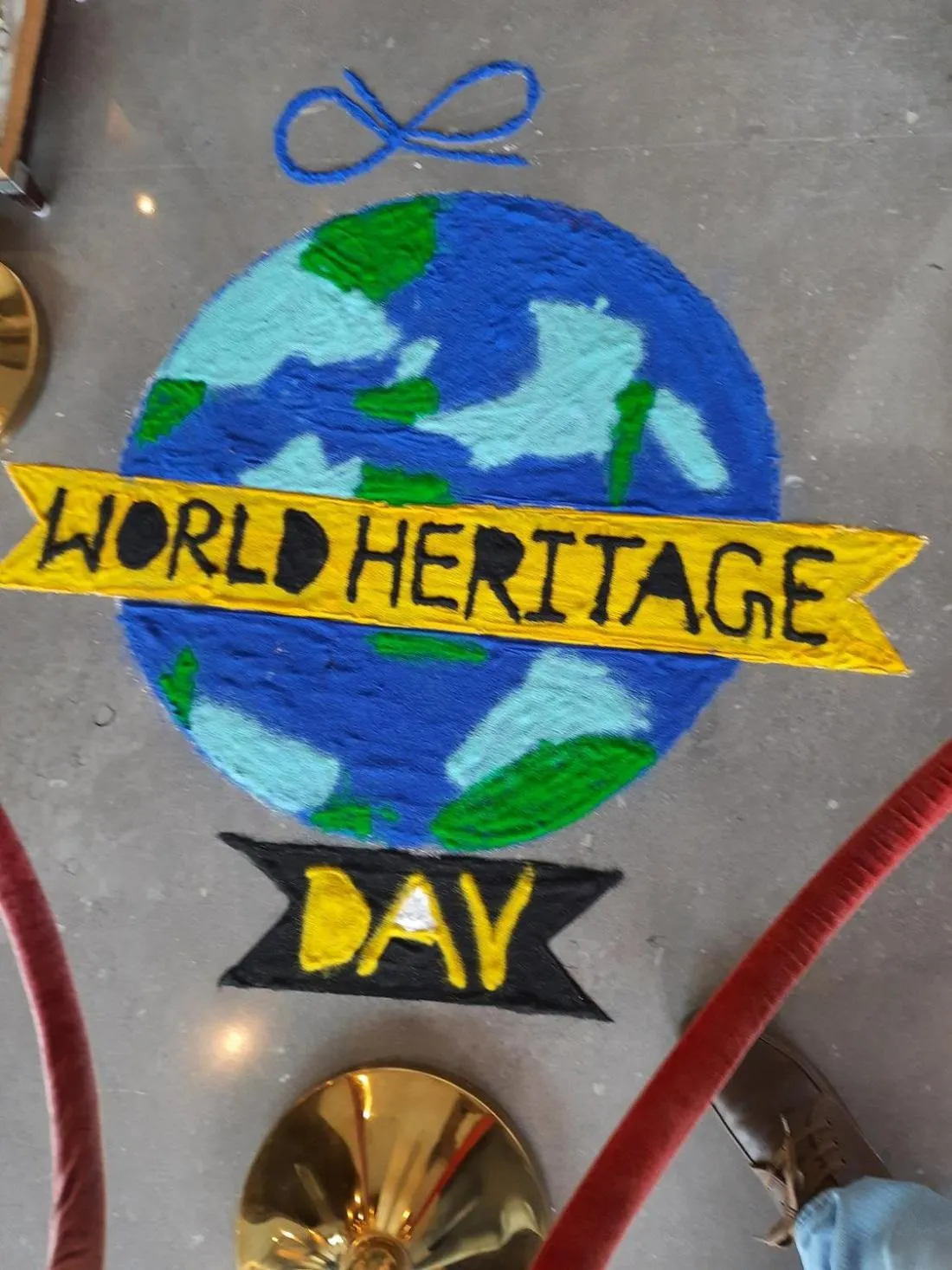 Restaurant/places to eat in Efcee Sarovar Premiere Bhavnagar