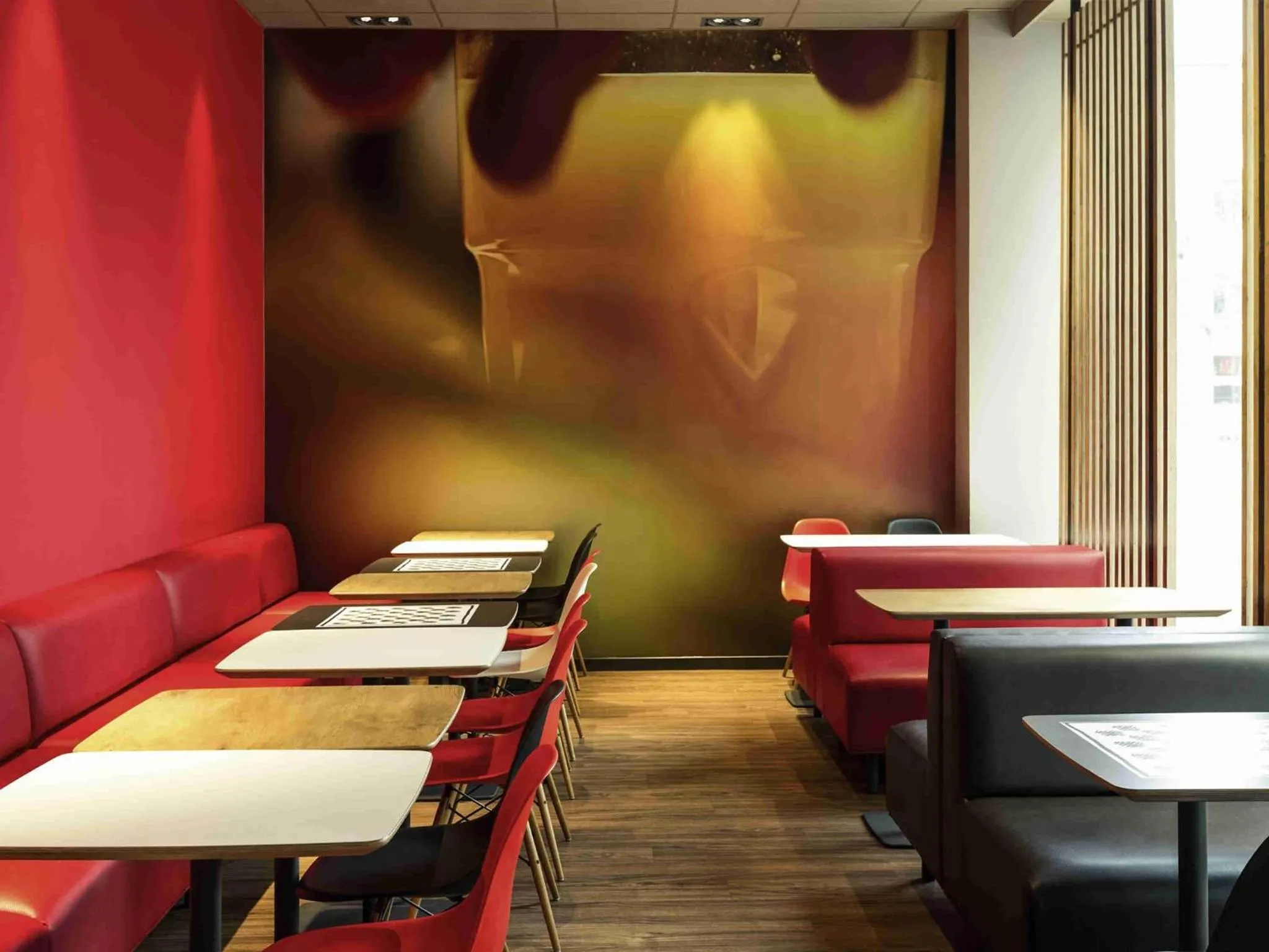 Breakfast in Ibis Brussels City Centre