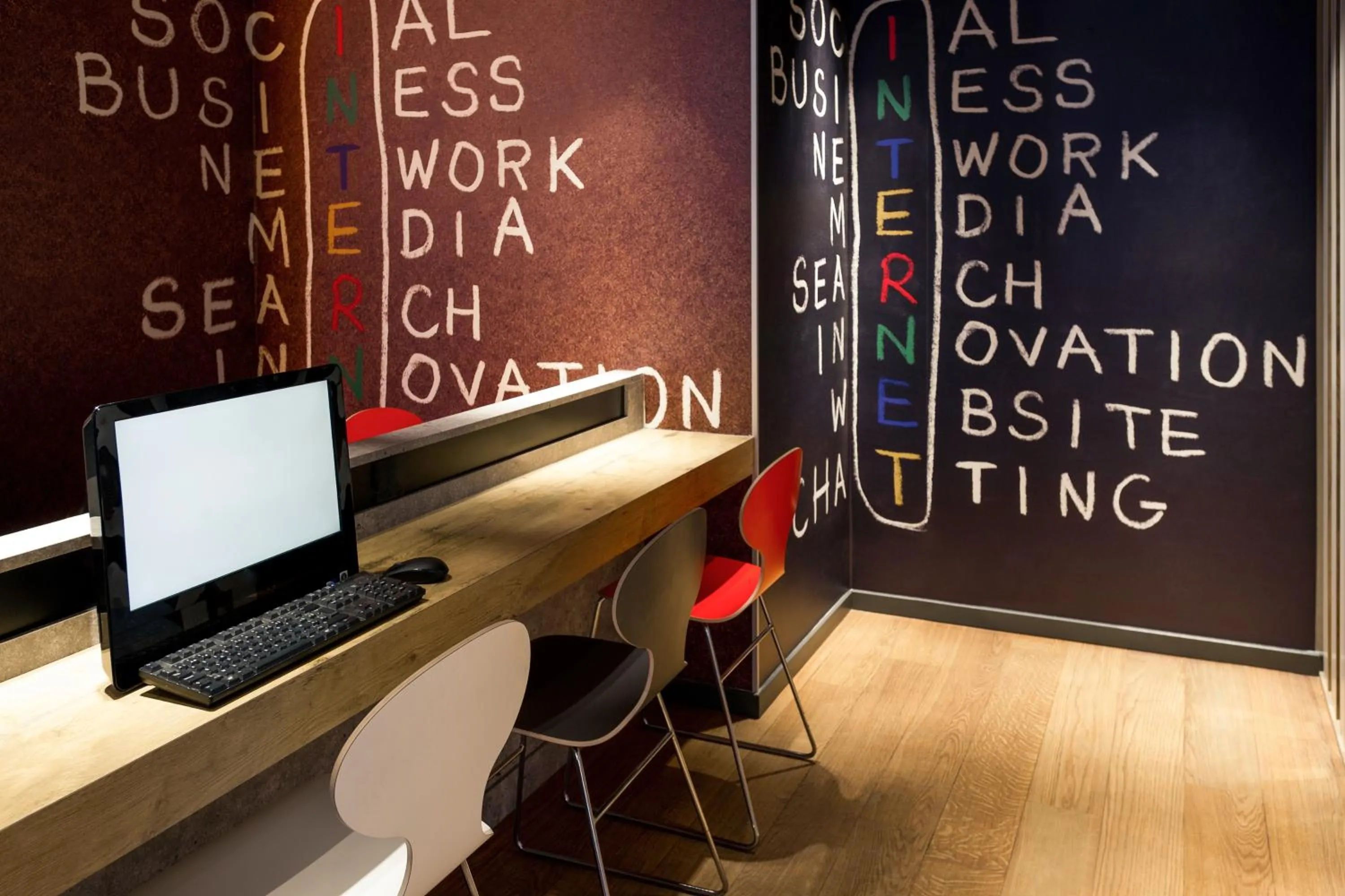 TV and multimedia in Ibis Brussels City Centre