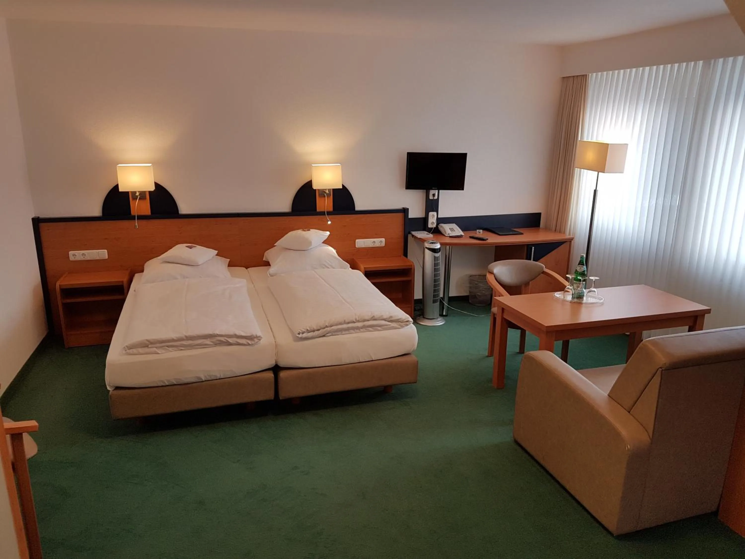 Bed in Hotel Zur Mühle