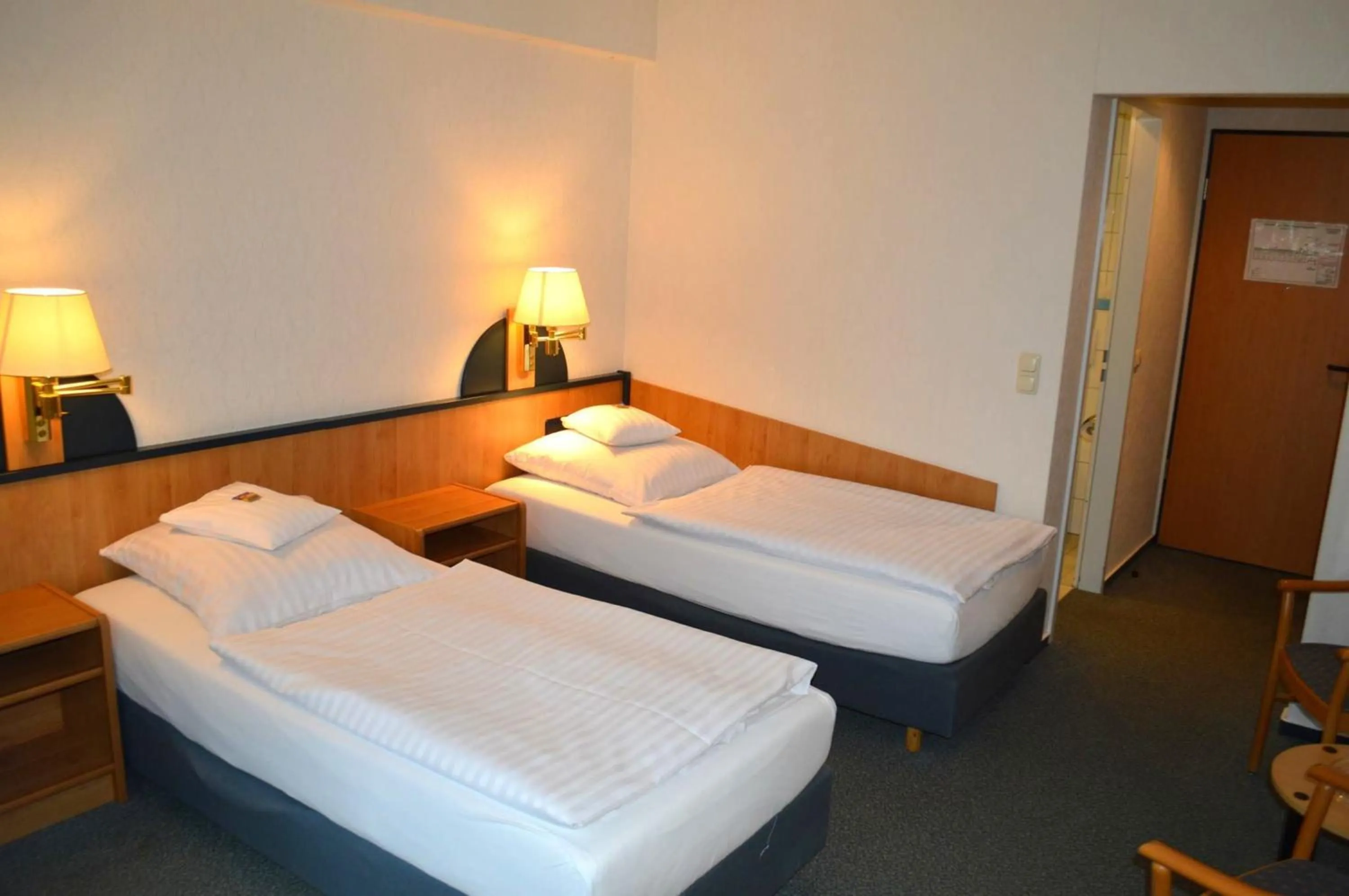 Photo of the whole room, Bed in Hotel Zur Mühle