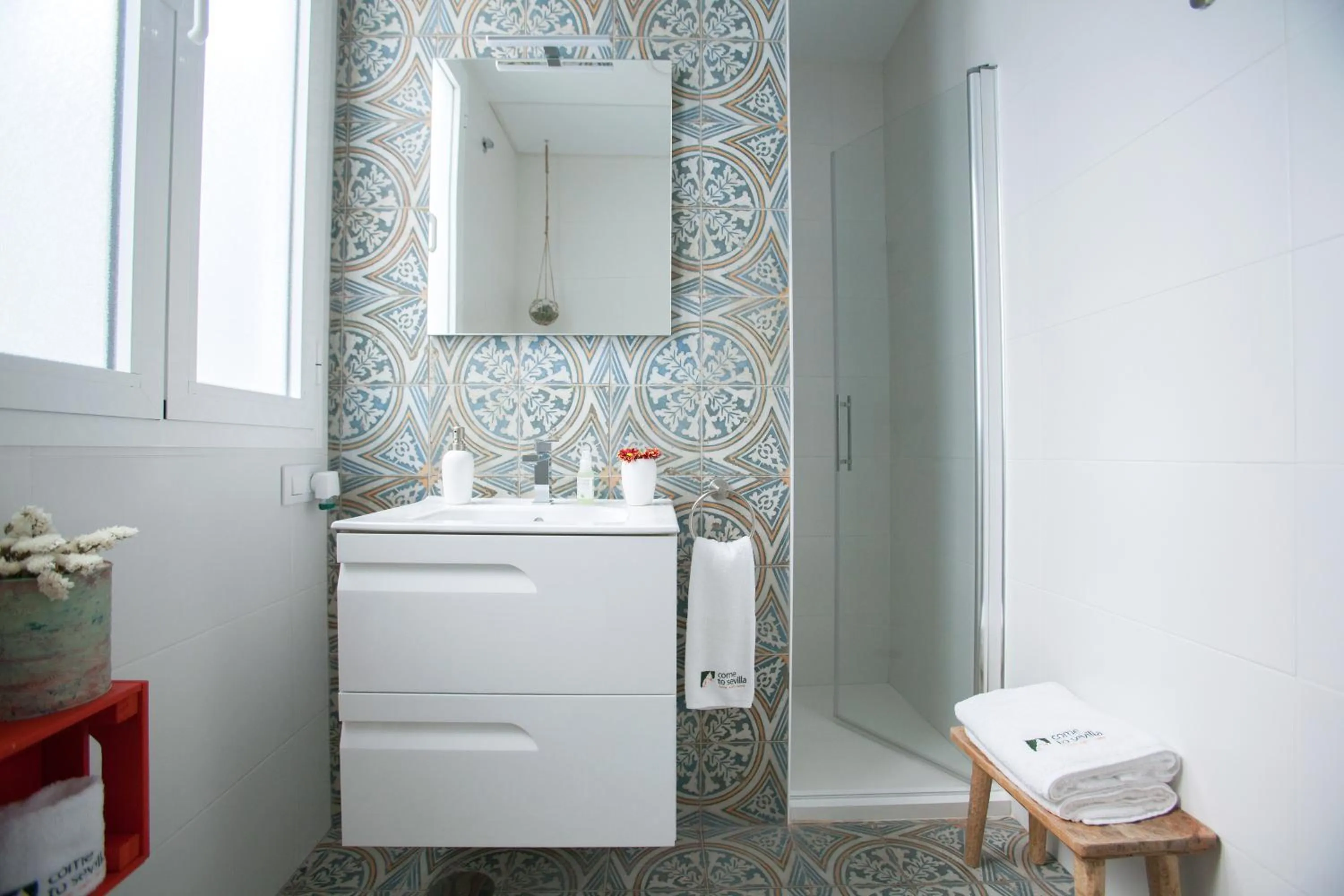 Bathroom in Suites del Arenal Olehousing