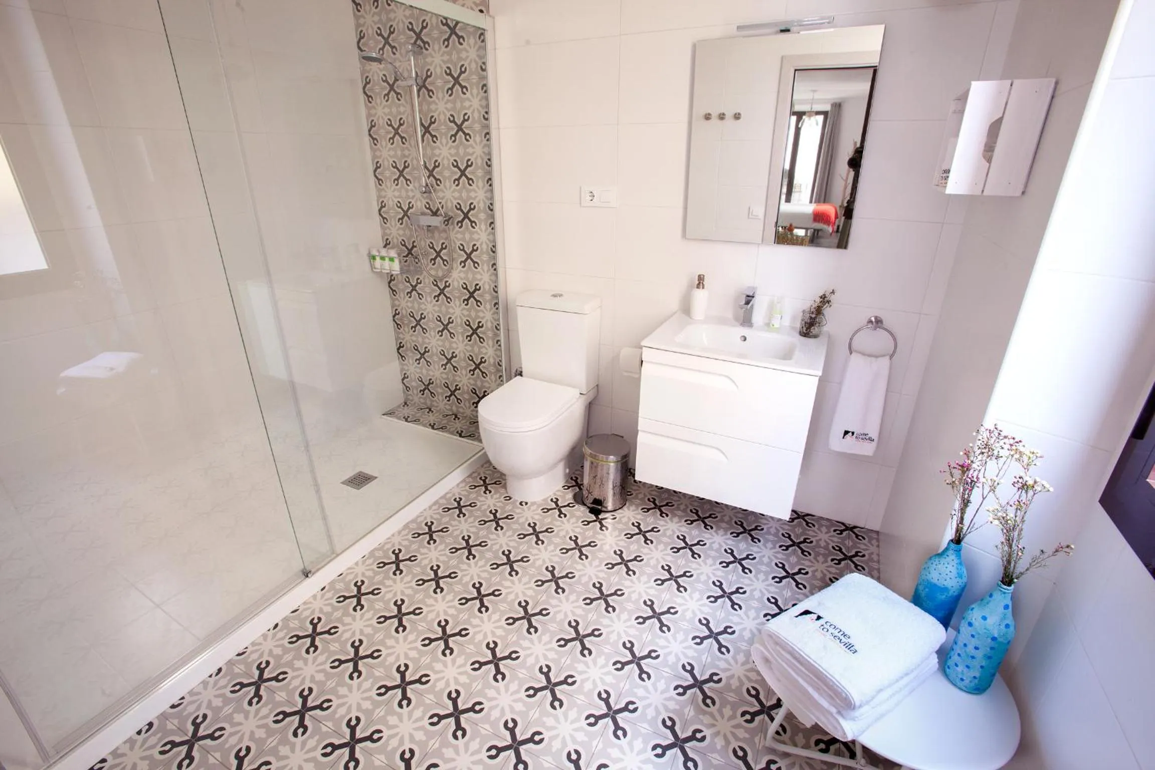 Bathroom in Suites del Arenal Olehousing