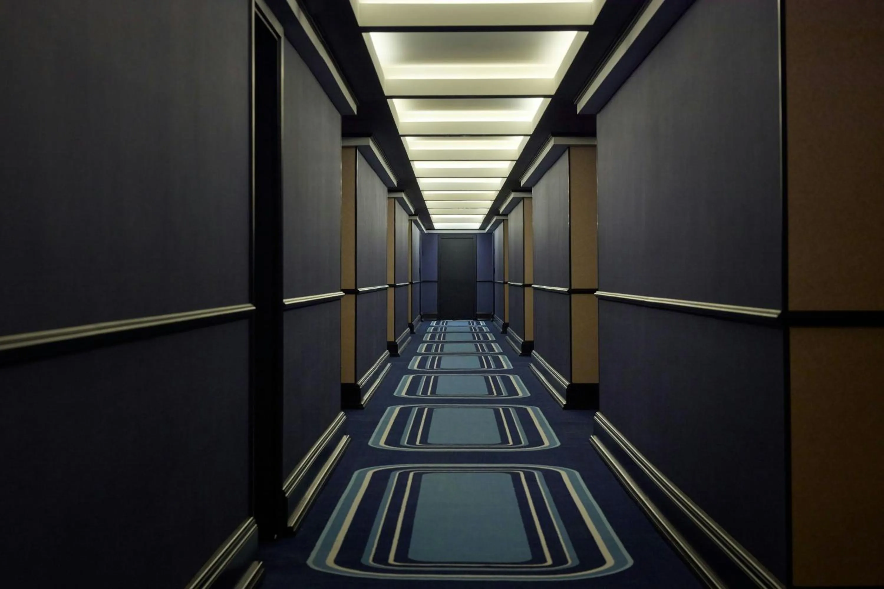 Other in Cardo Brussels, Autograph Collection