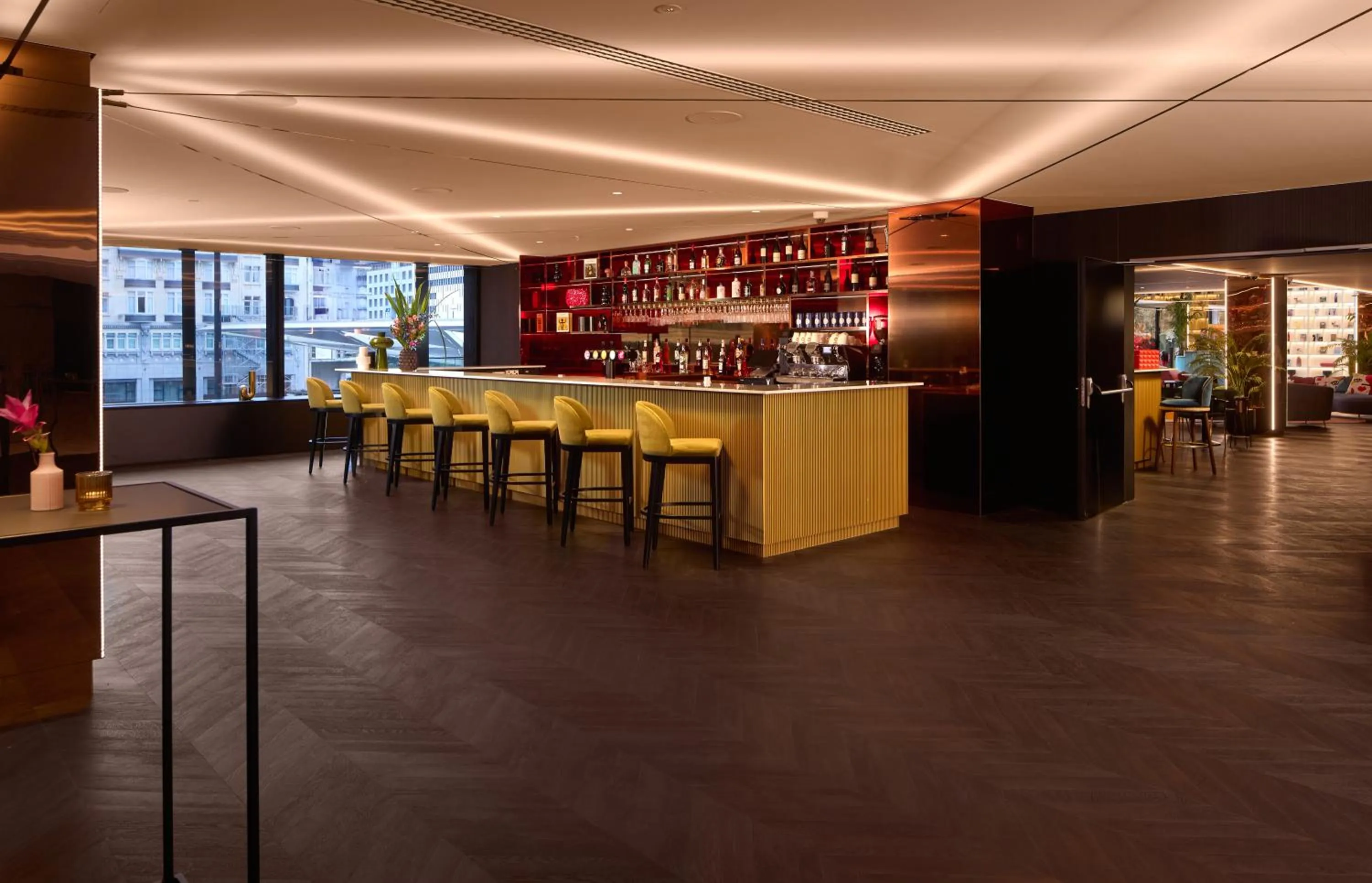 Lounge or bar in Cardo Brussels, Autograph Collection