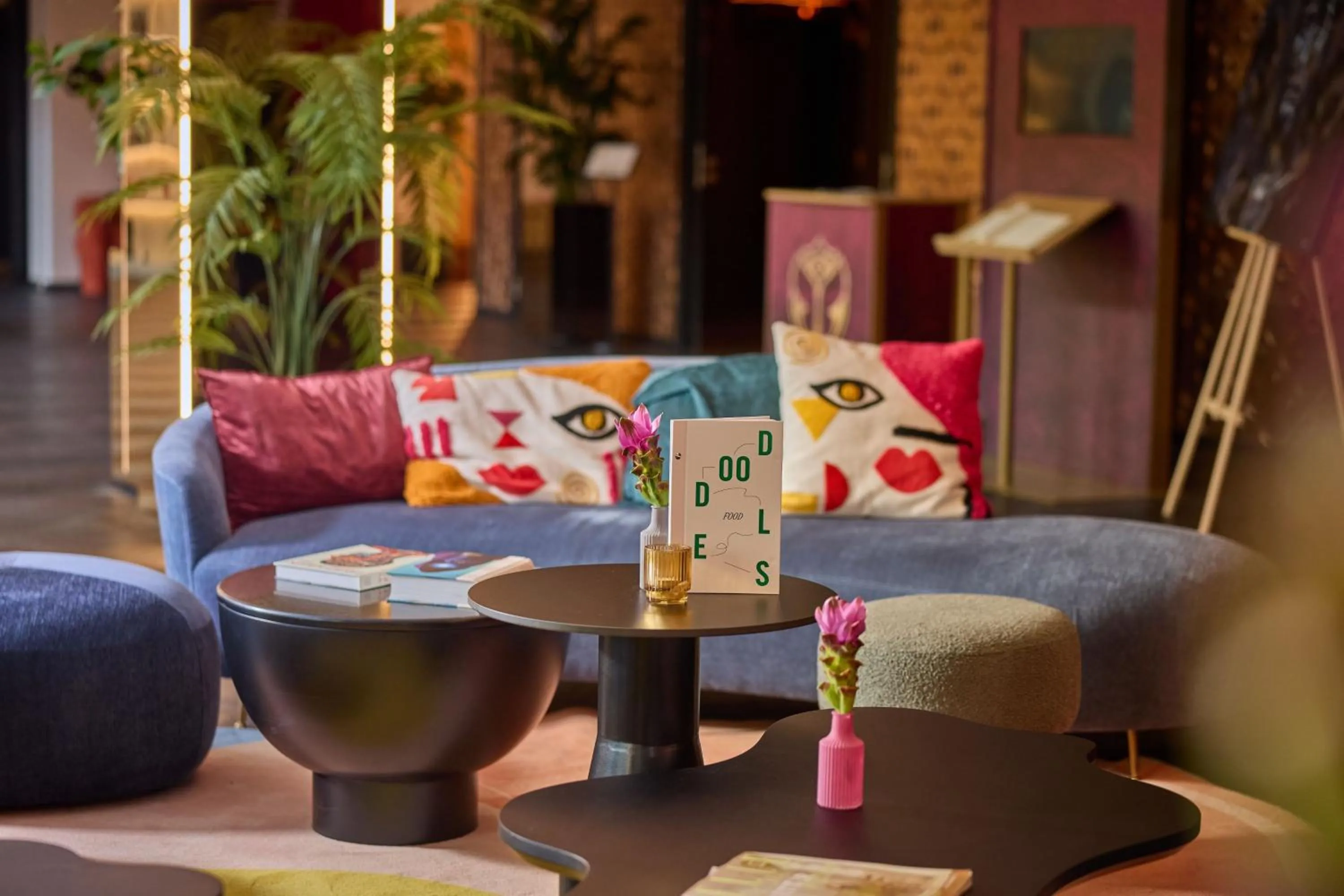 Lounge or bar in Cardo Brussels, Autograph Collection