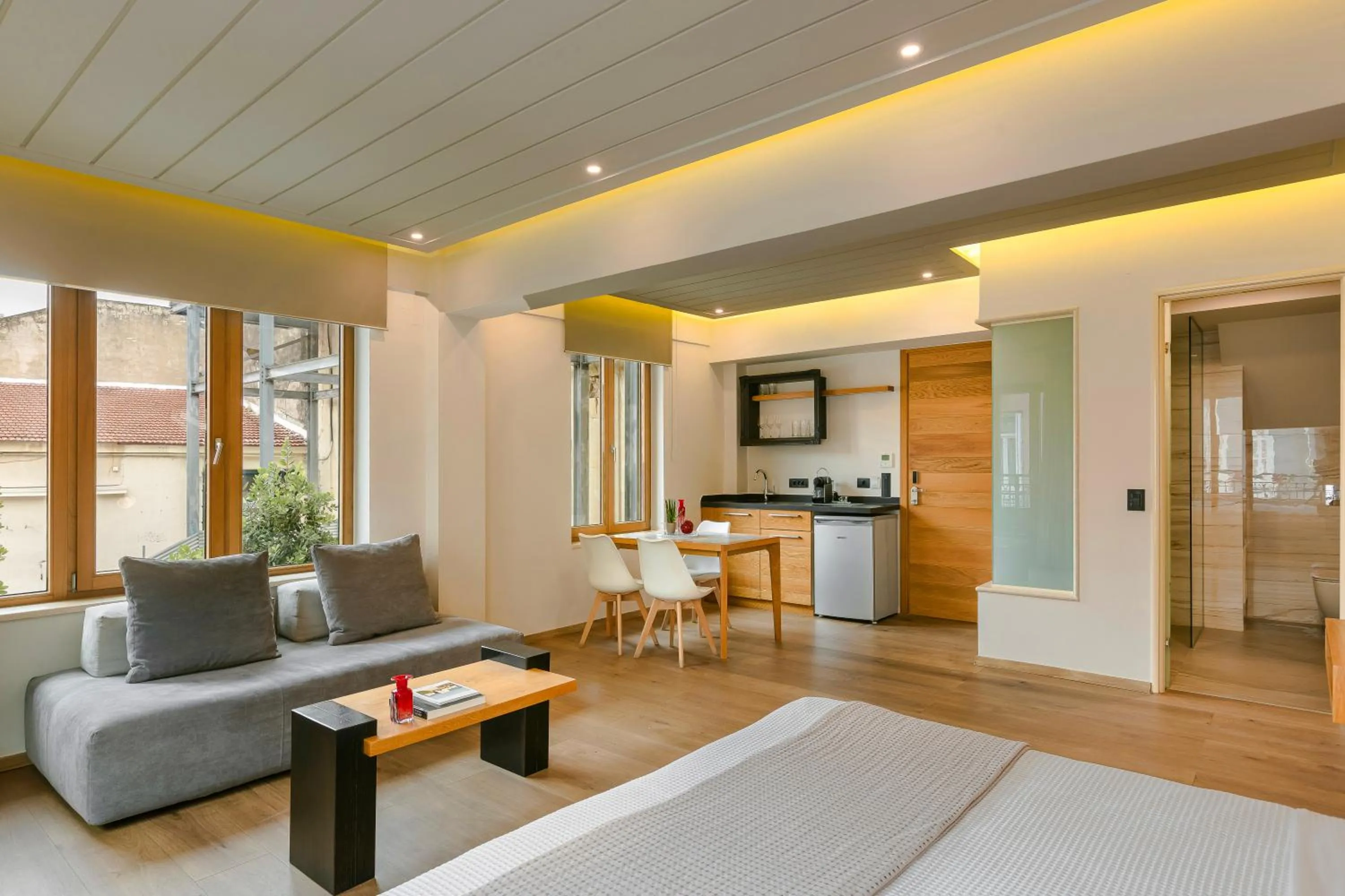 Seating area in Querini Luxury Suites