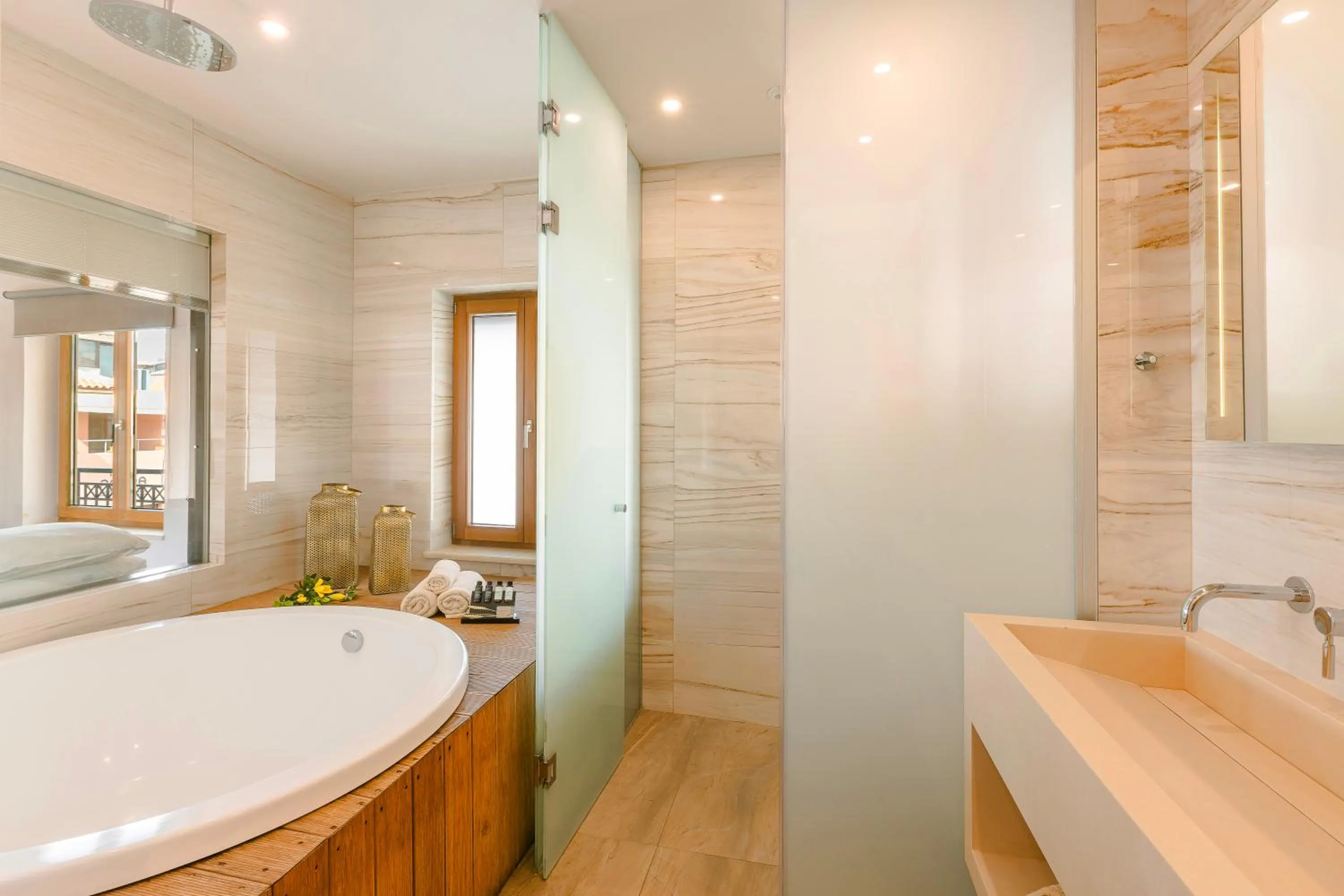 Bathroom in Querini Luxury Suites