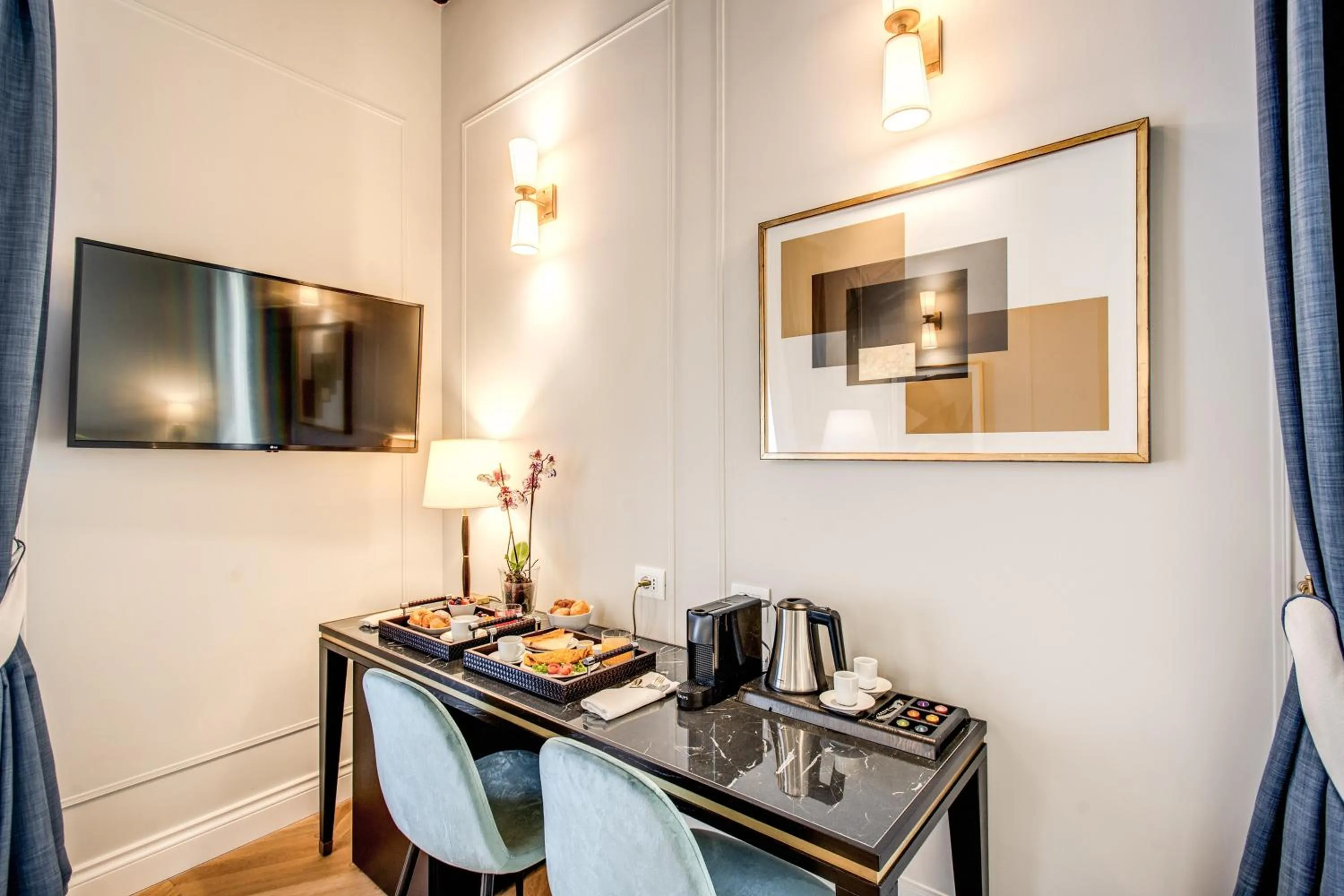 Bedroom in Babuino Palace&Suites