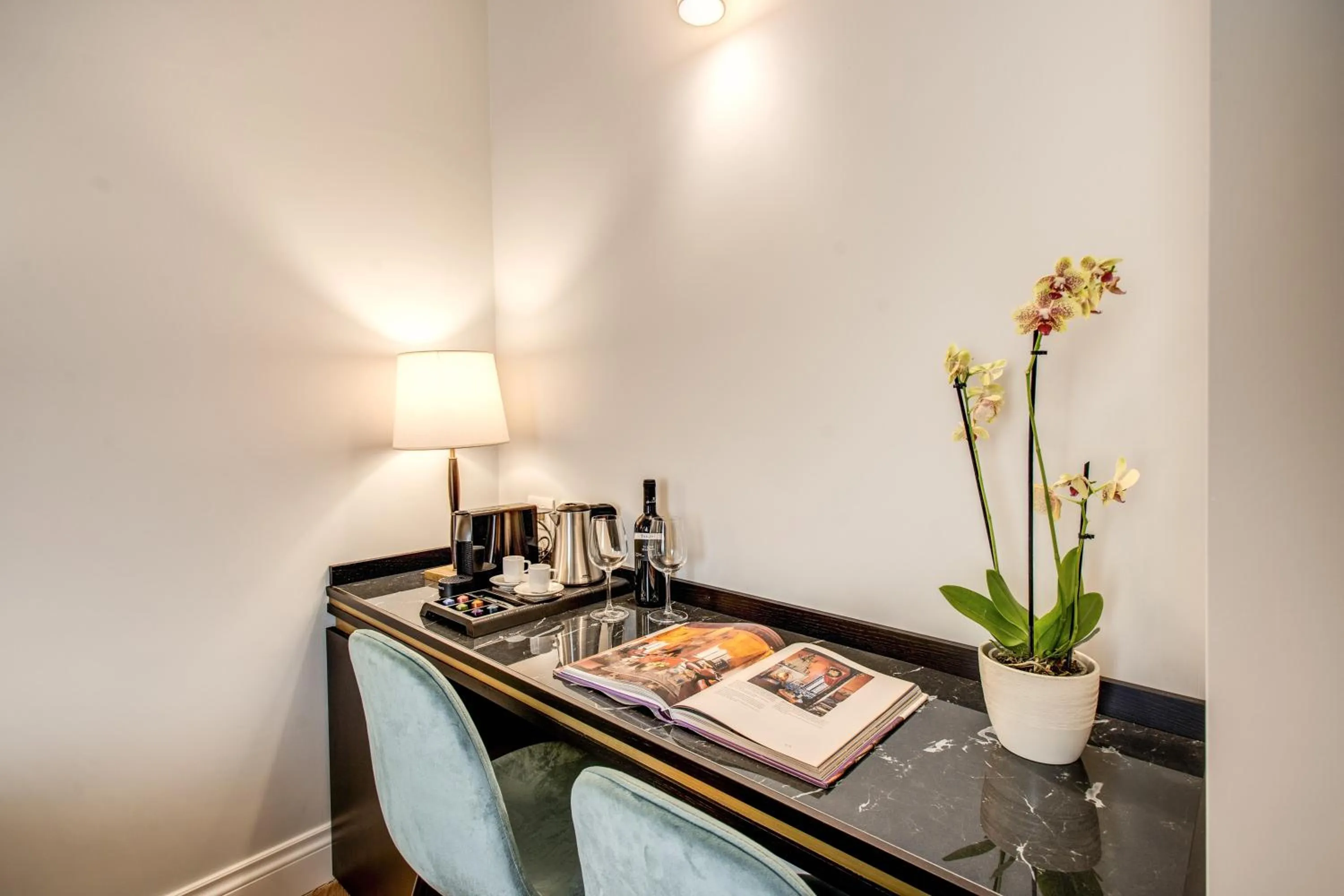 Bedroom in Babuino Palace&Suites