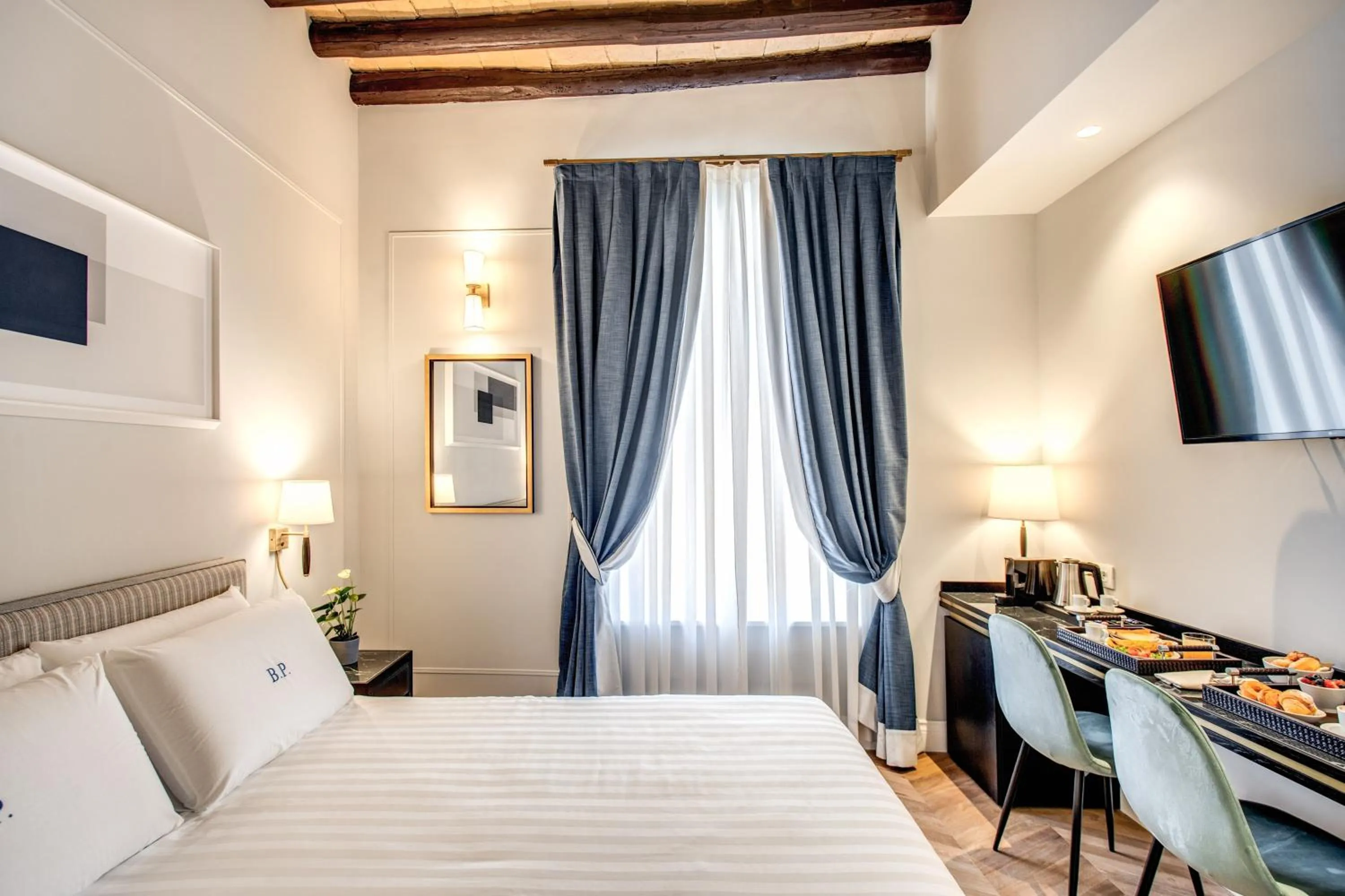 Bedroom, Bed in Babuino Palace&Suites