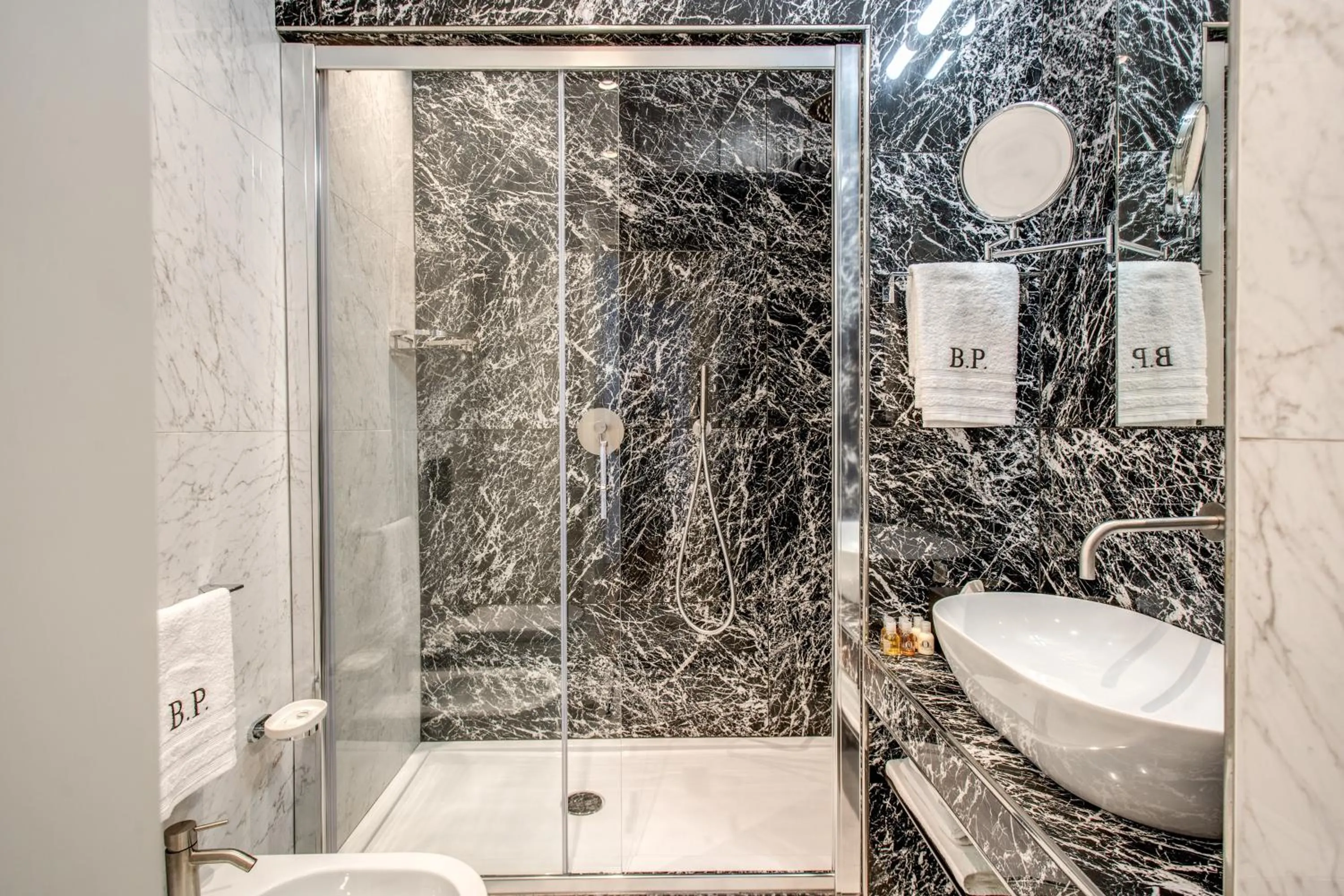 Bathroom in Babuino Palace&Suites