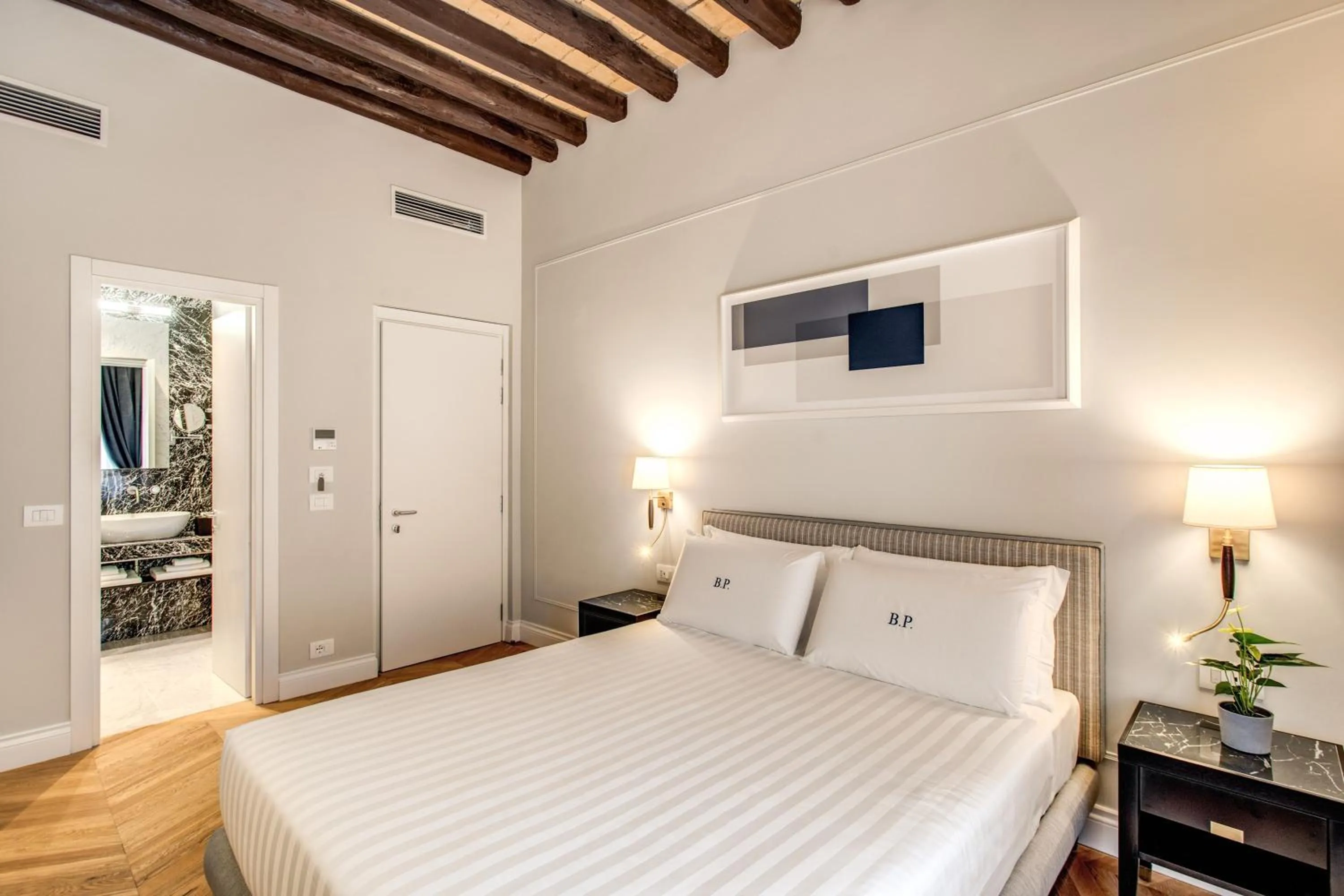 Bedroom, Bed in Babuino Palace&Suites