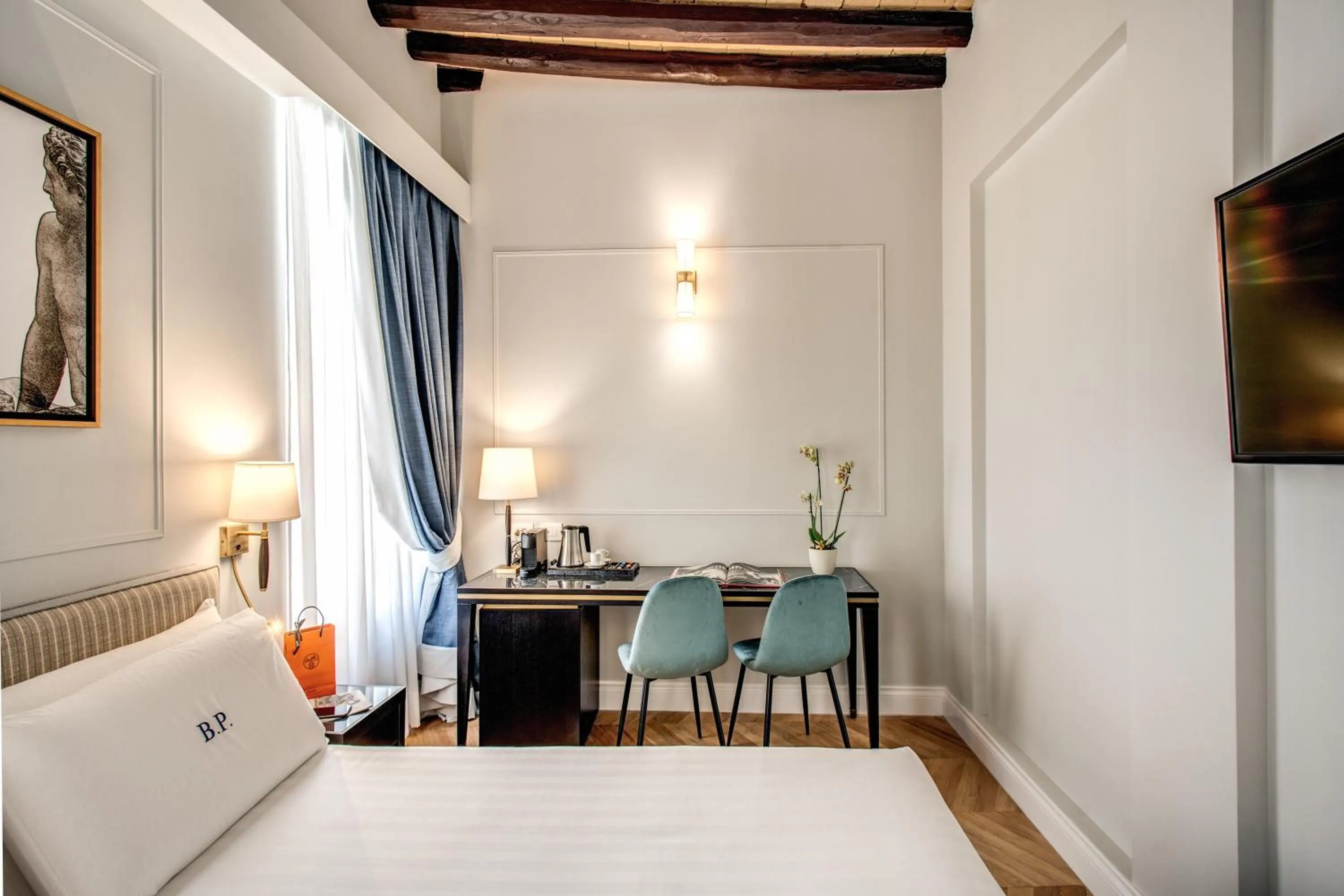 Bedroom, Bed in Babuino Palace&Suites