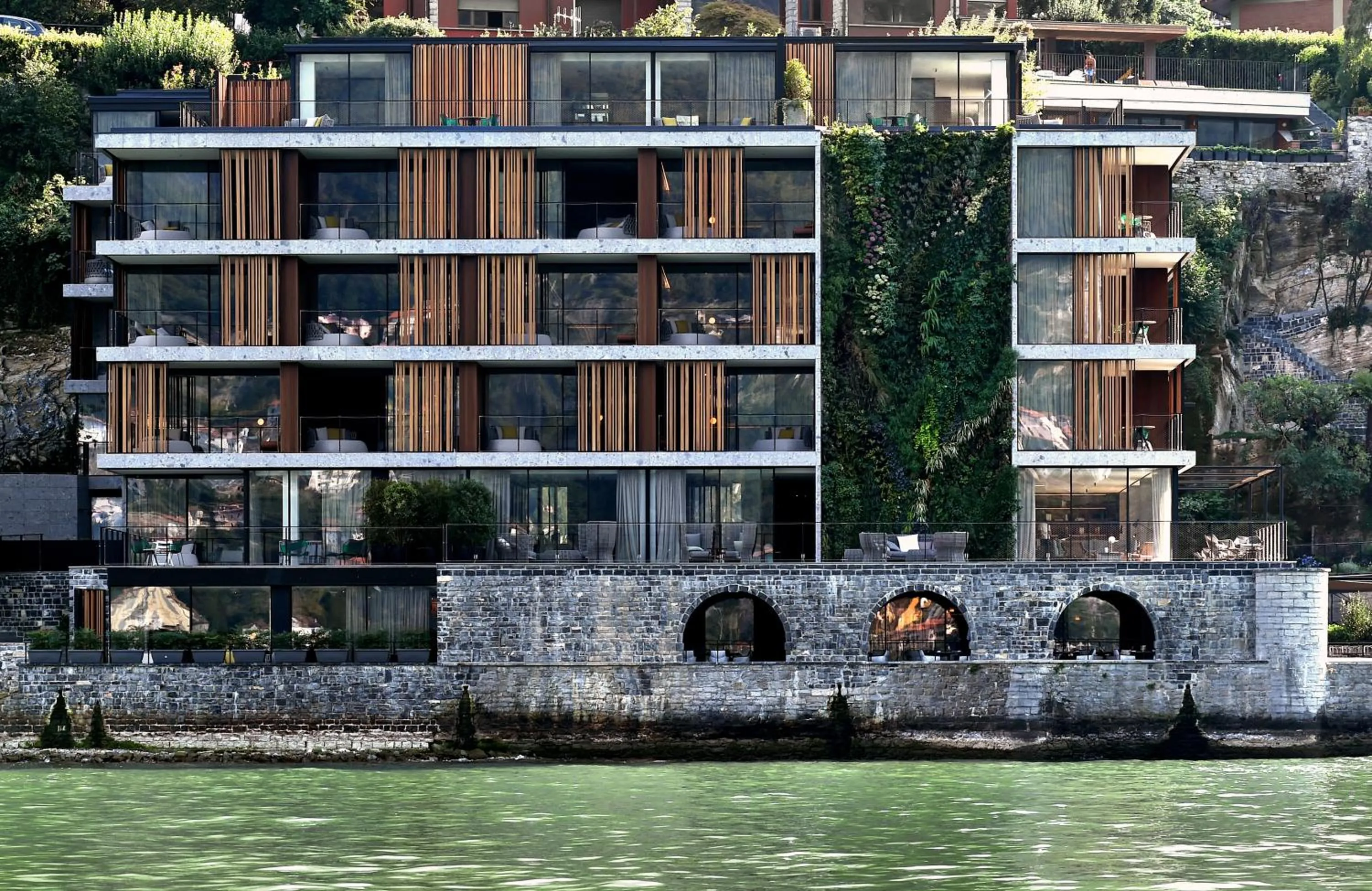Property building in Il Sereno Lago di Como