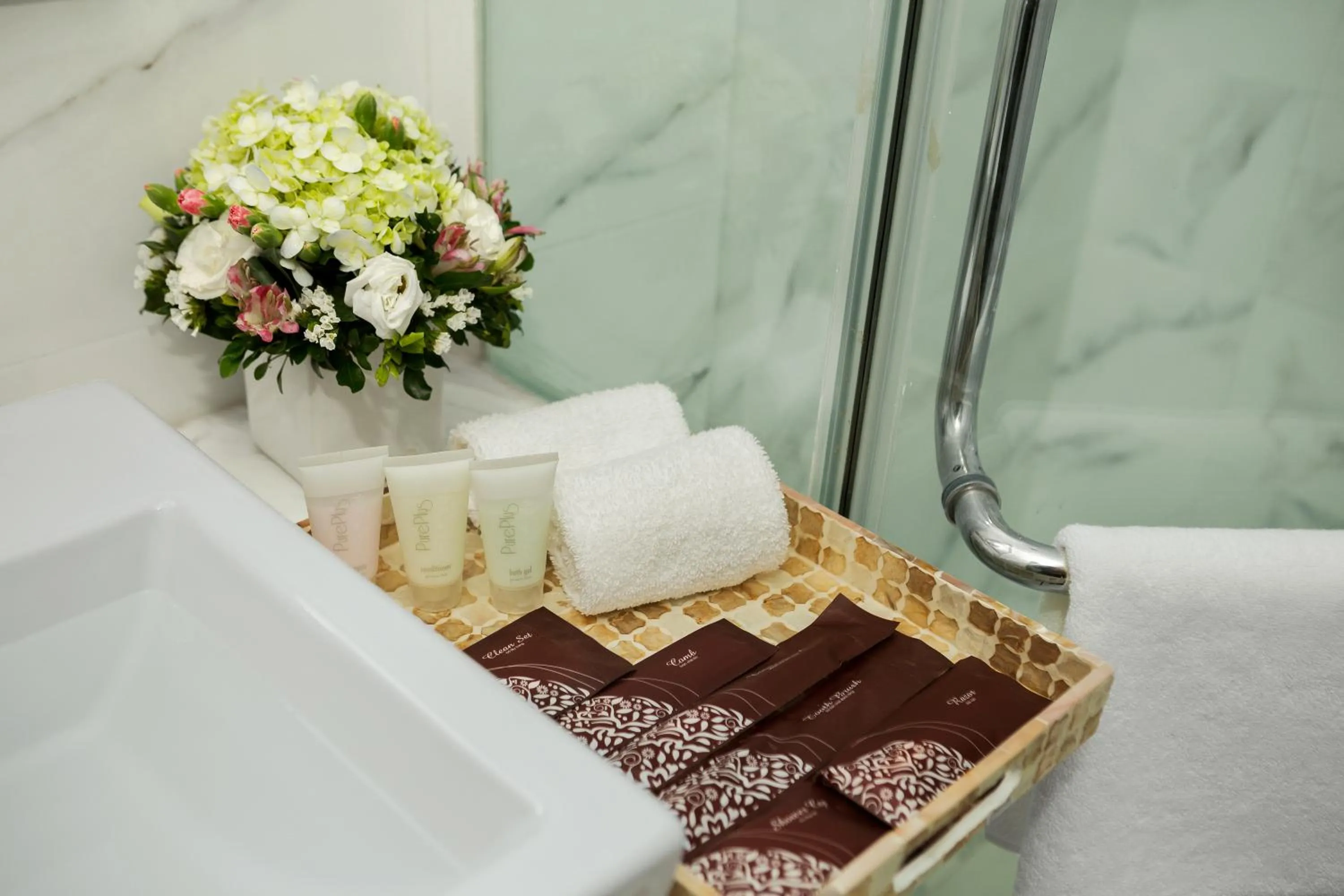 Bathroom in Maro Hotel