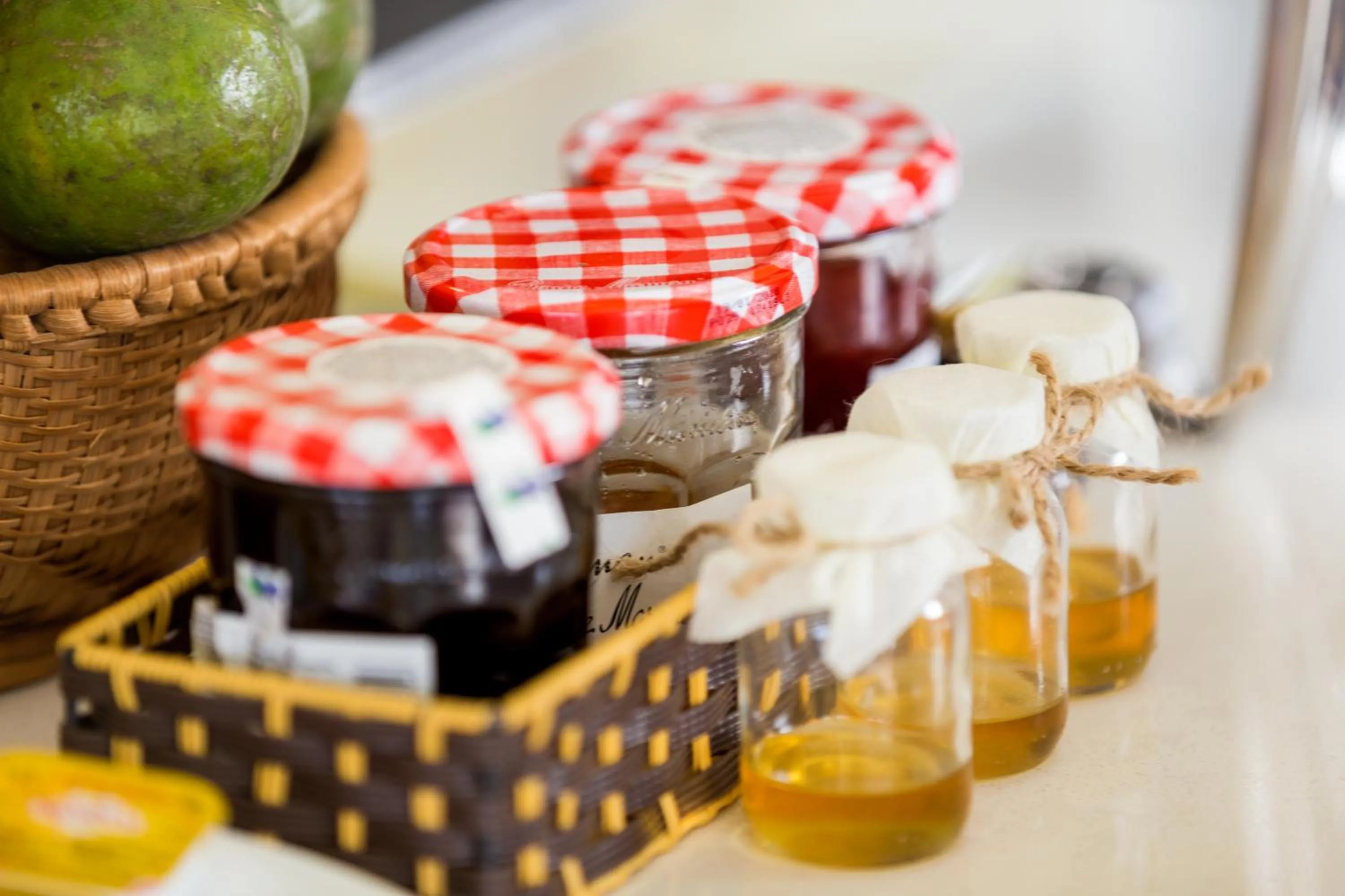 Restaurant/places to eat in Maro Hotel