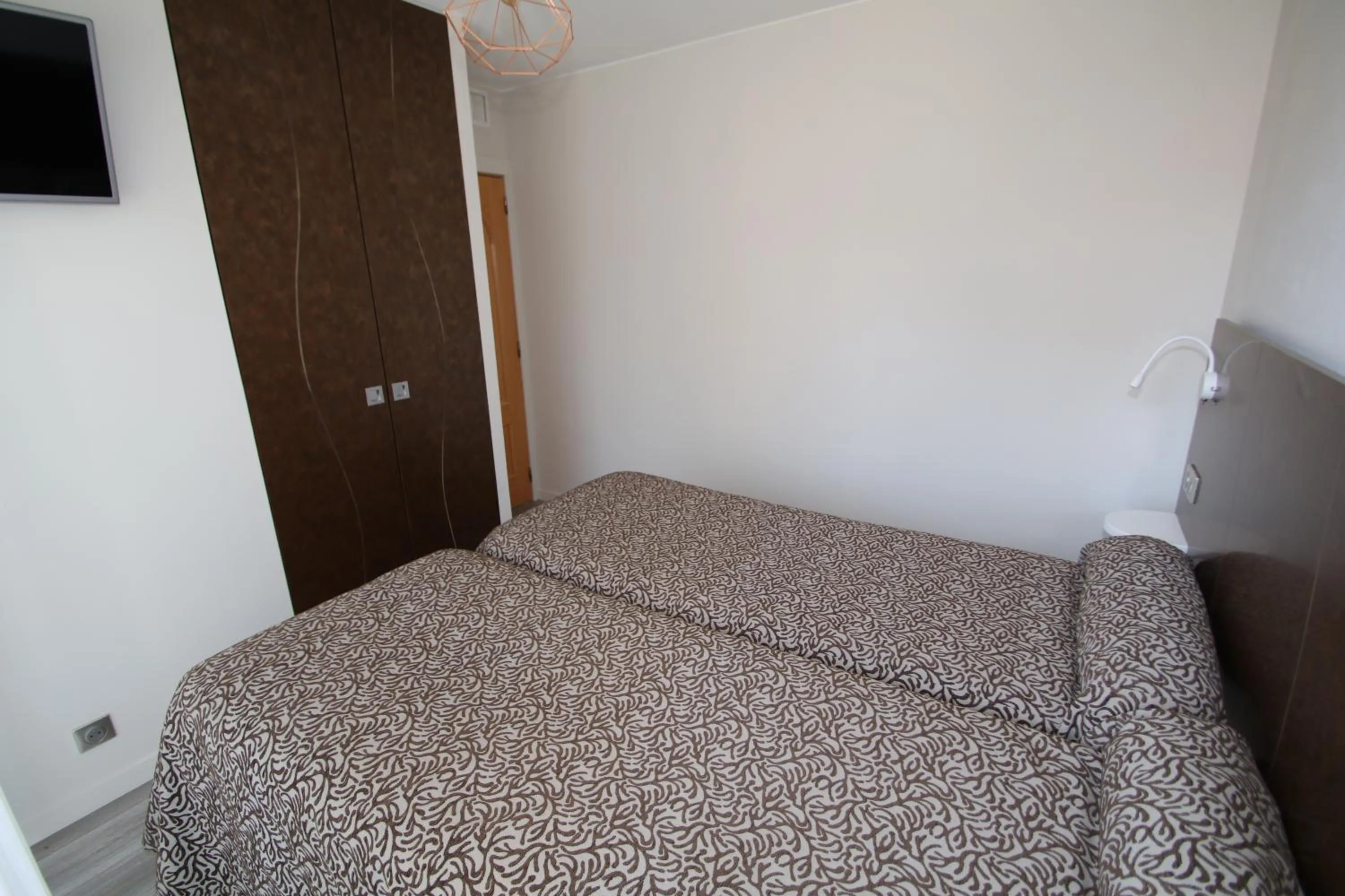 Photo of the whole room in Hôtel Valencia