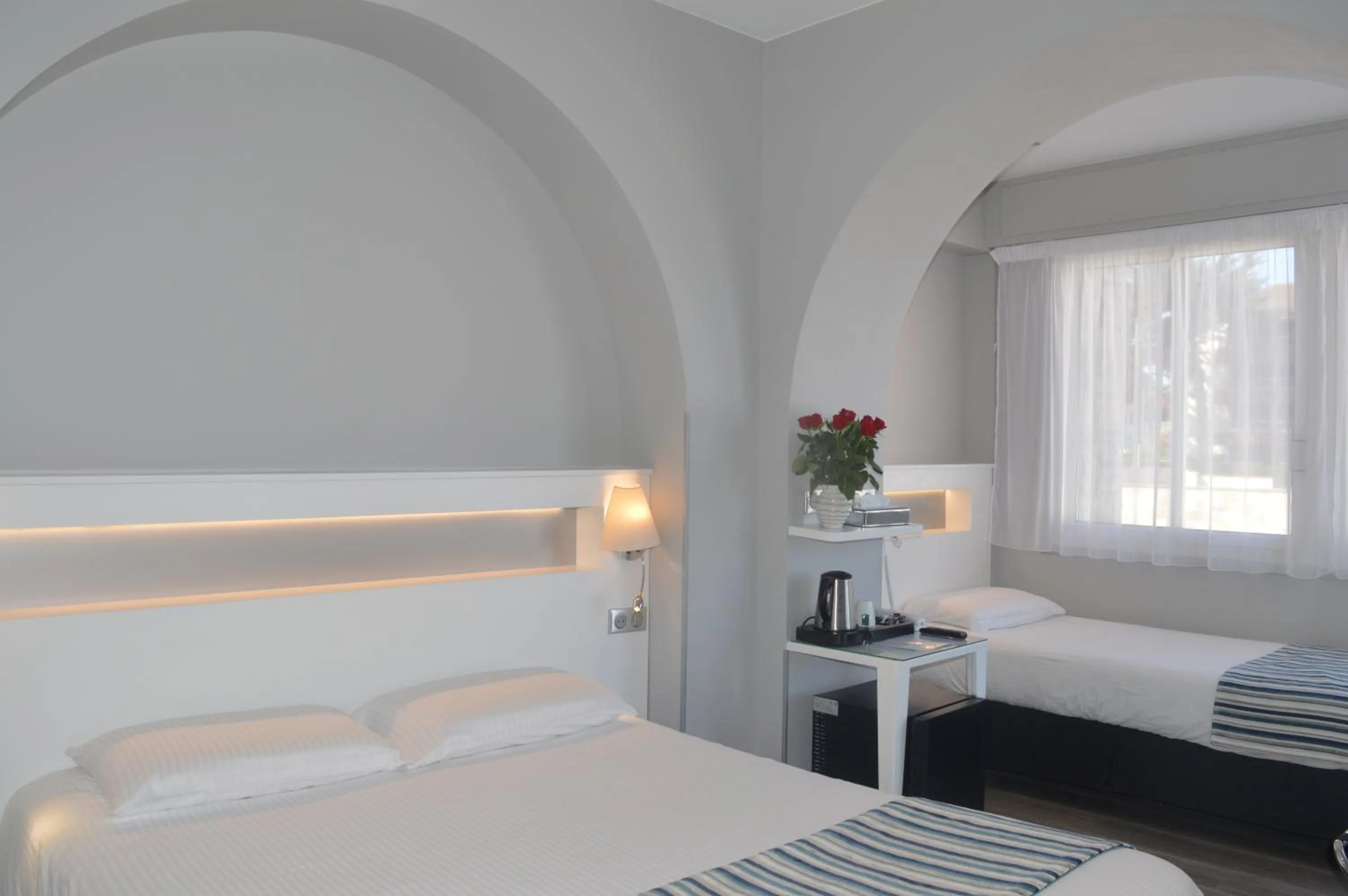 Property building in Hôtel Valencia