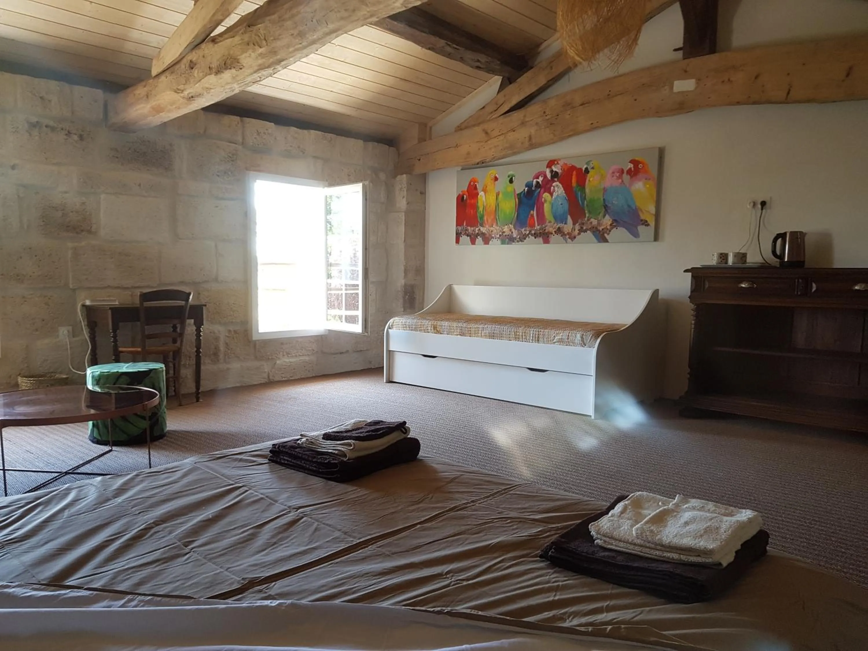 Photo of the whole room in La Ferme du Ciel