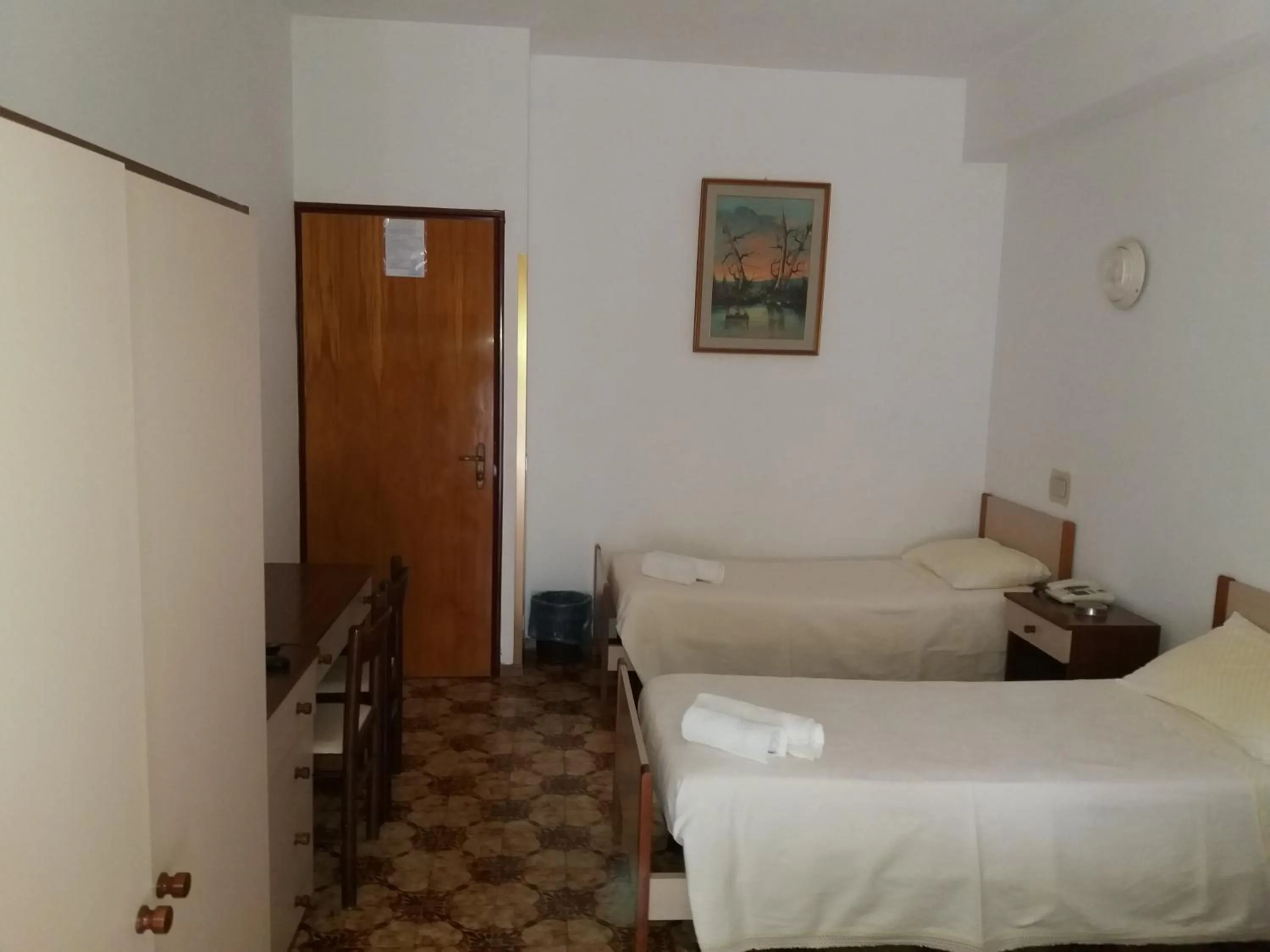 Bed in Albergo Europa