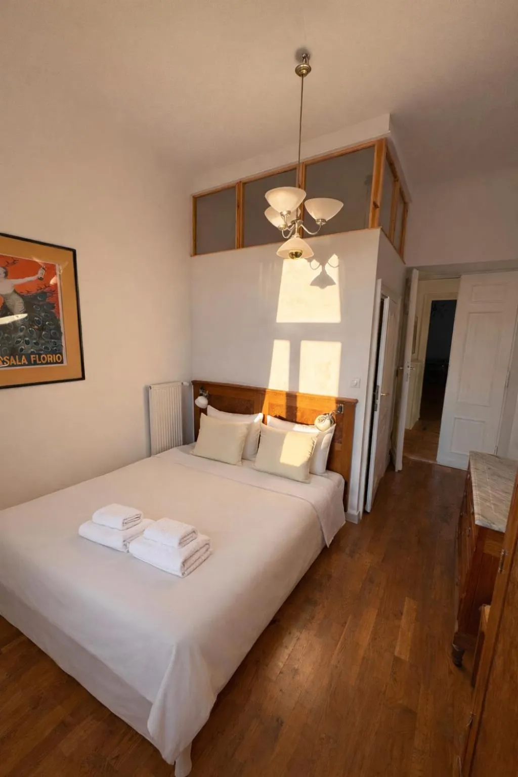 Bed in 4th Floor Bed and Breakfast