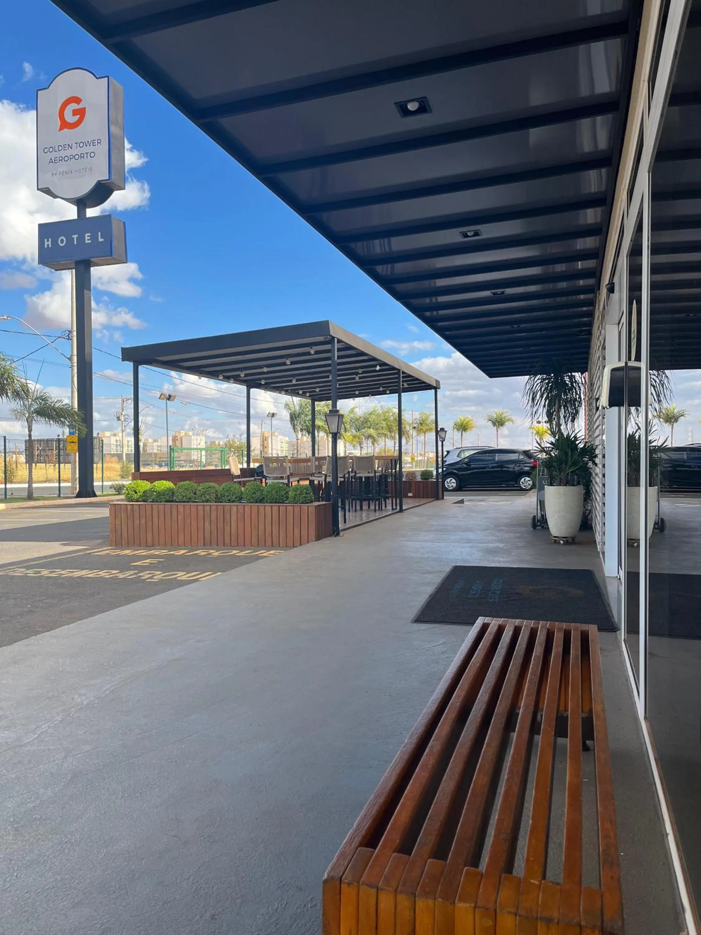 Golden Tower Aeroporto - Lizz - by Fênix Hotéis
