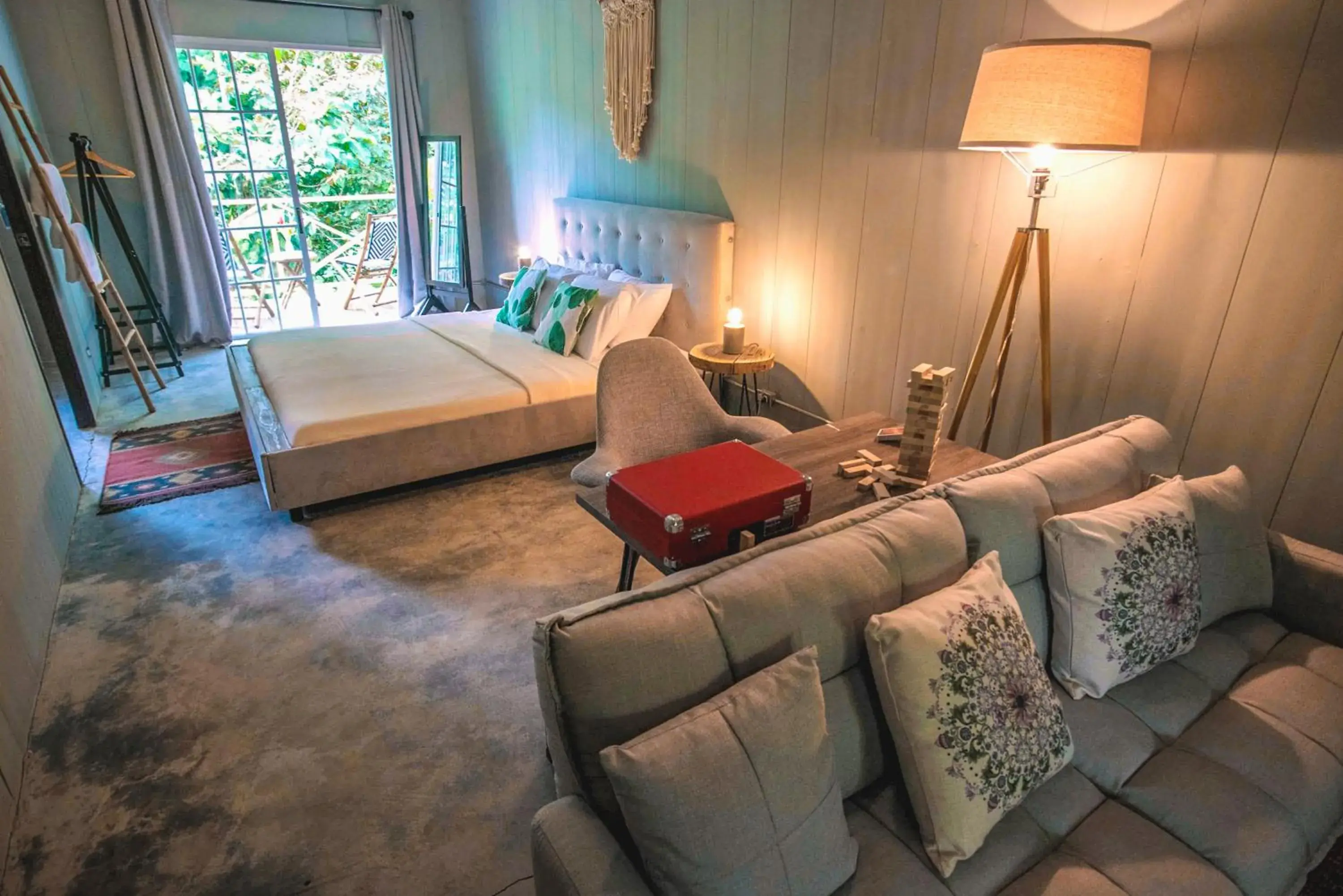 Suite in Socialtel Red Frog Suite in Socialtel Red Frog