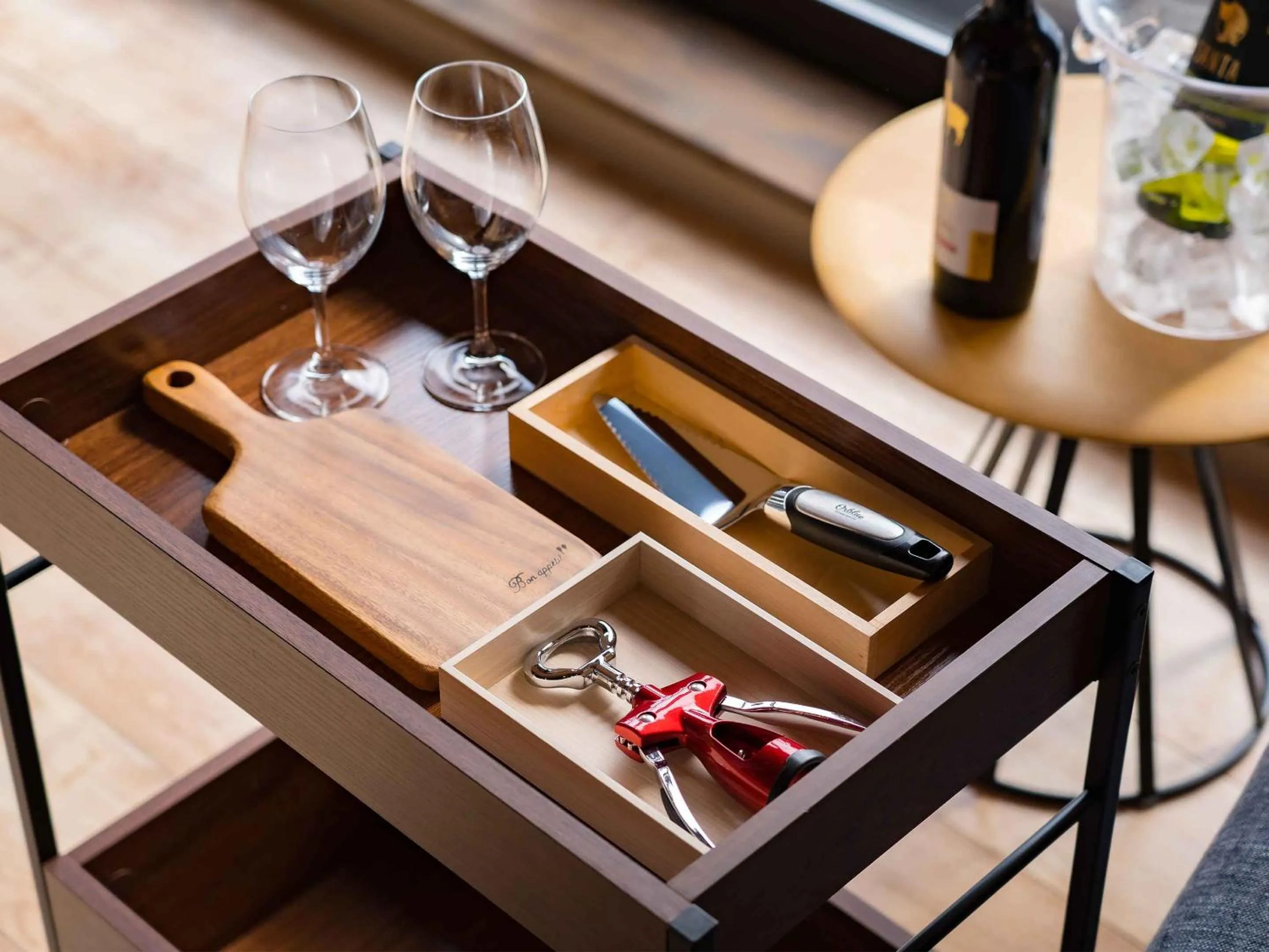 Area and facilities in Iseebisou