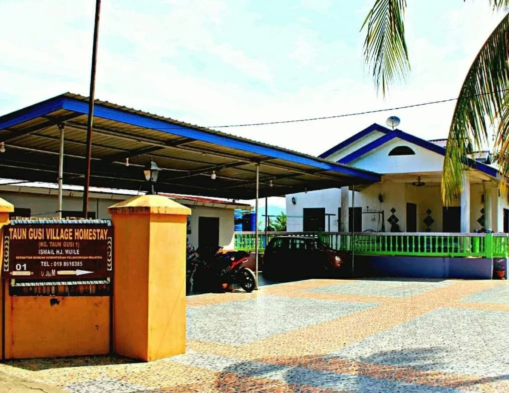 Taun Gusi Village Homestay