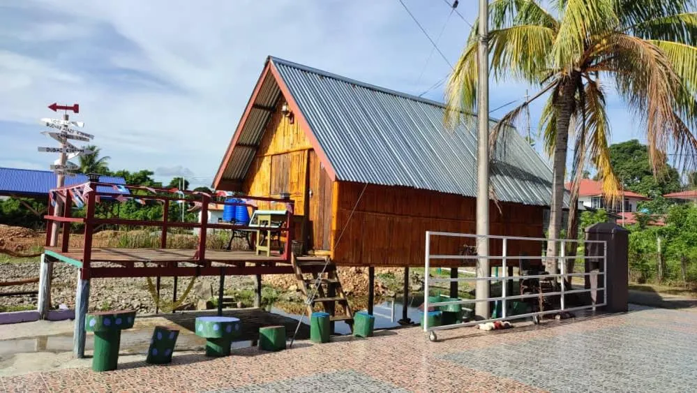 Taun Gusi Village Homestay